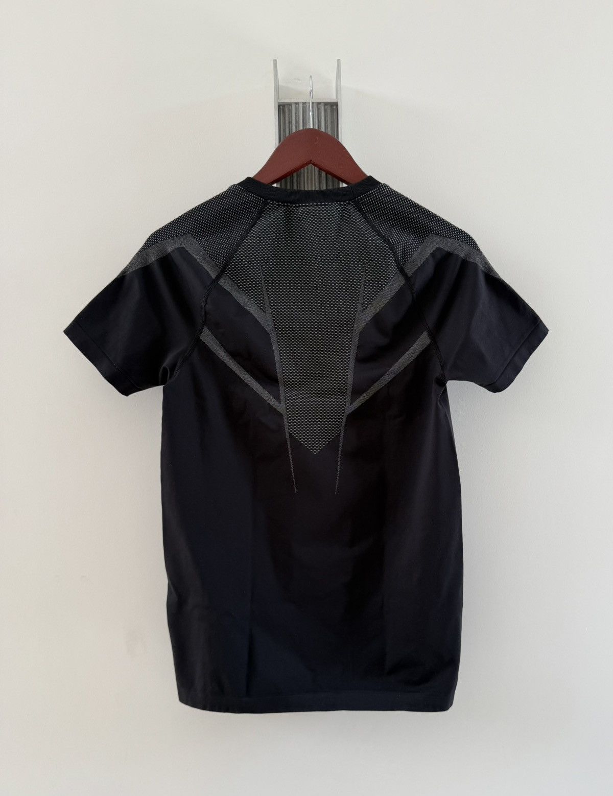 Gymshark Gymshark Onyx Compression Shirt Size US M / EU 48-50 / 2 - 2 Thumbnail