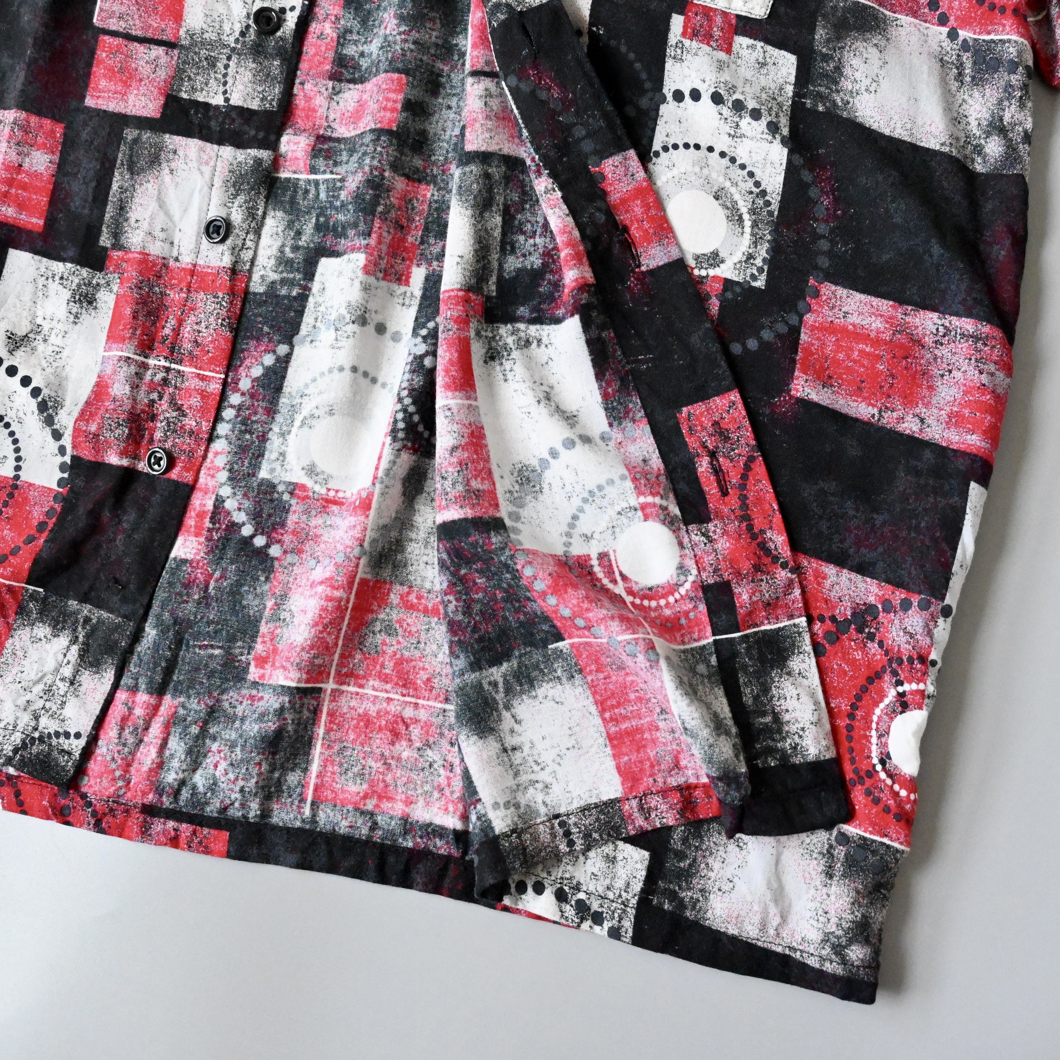 Puritan VTG 90s Puritan geometric pattern rayon shirt, Bulls color Size US L / EU 52-54 / 3 - 8 Thumbnail