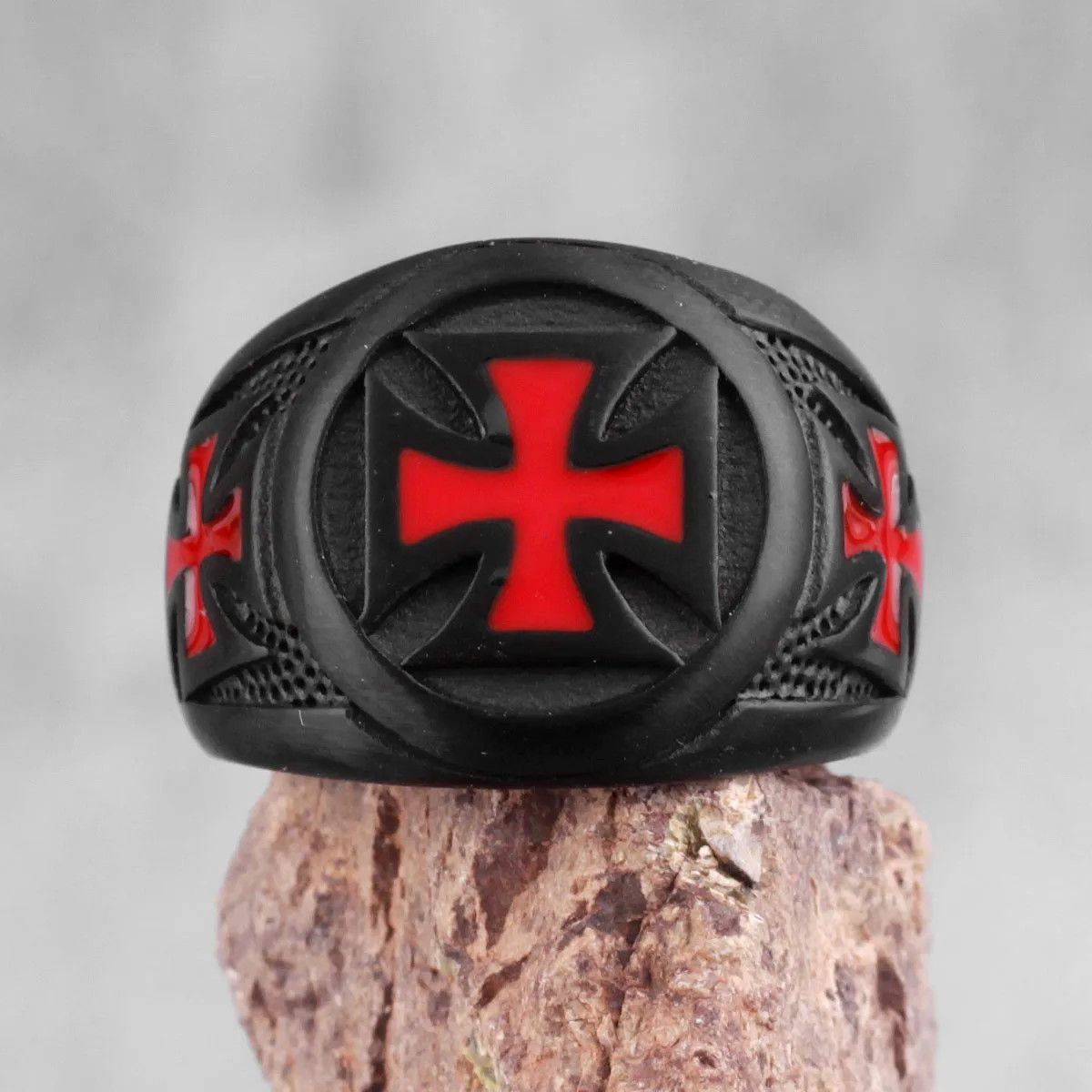 Japanese Brand × Jewelry × Vintage Red Cross Black Ring Size ONE SIZE - 1 Thumbnail
