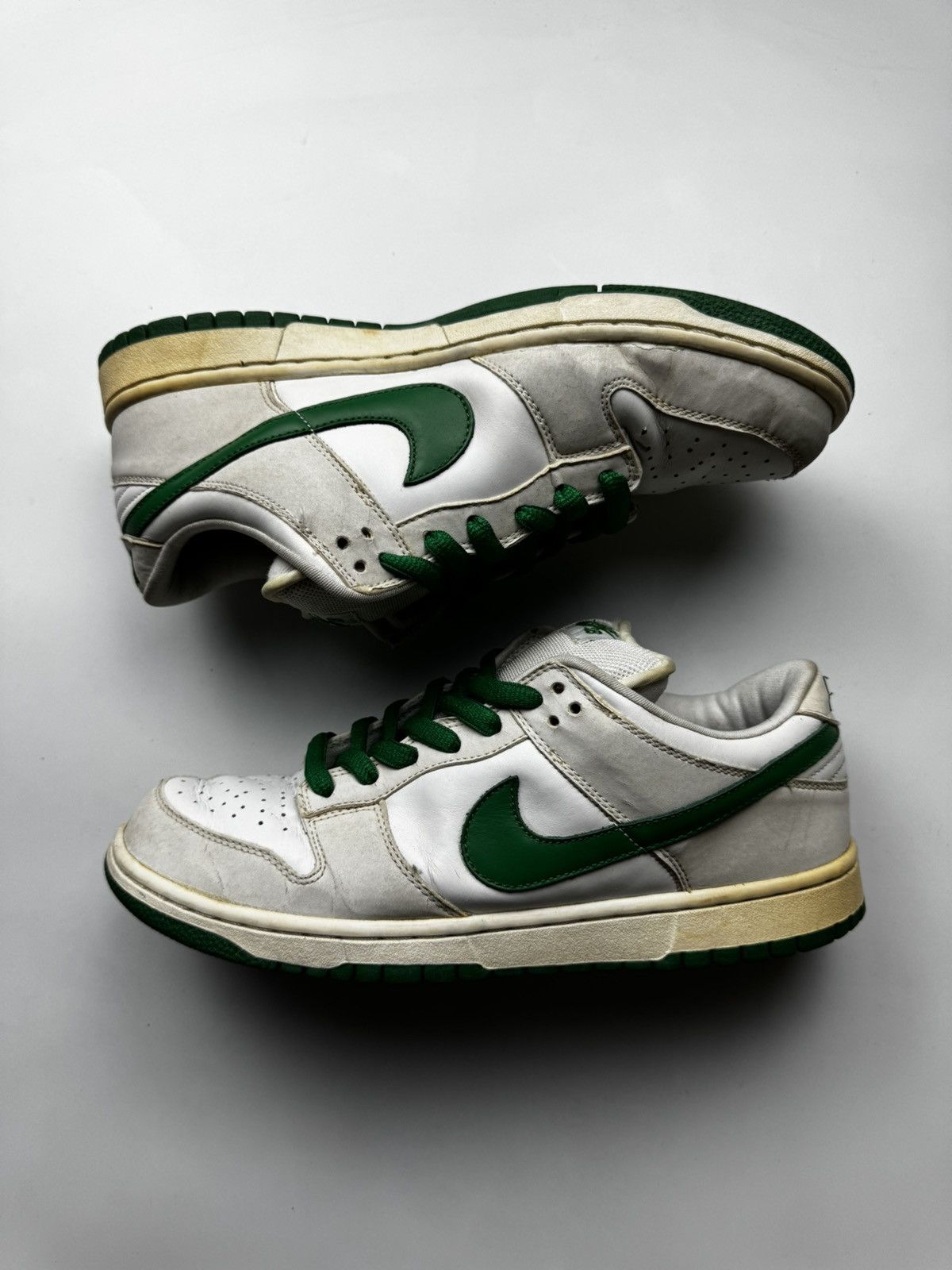 Nike SB 2005 Nike Dunk Low Pro SB St. Patricks Size US 10.5 / EU 43-44 - 1 Thumbnail