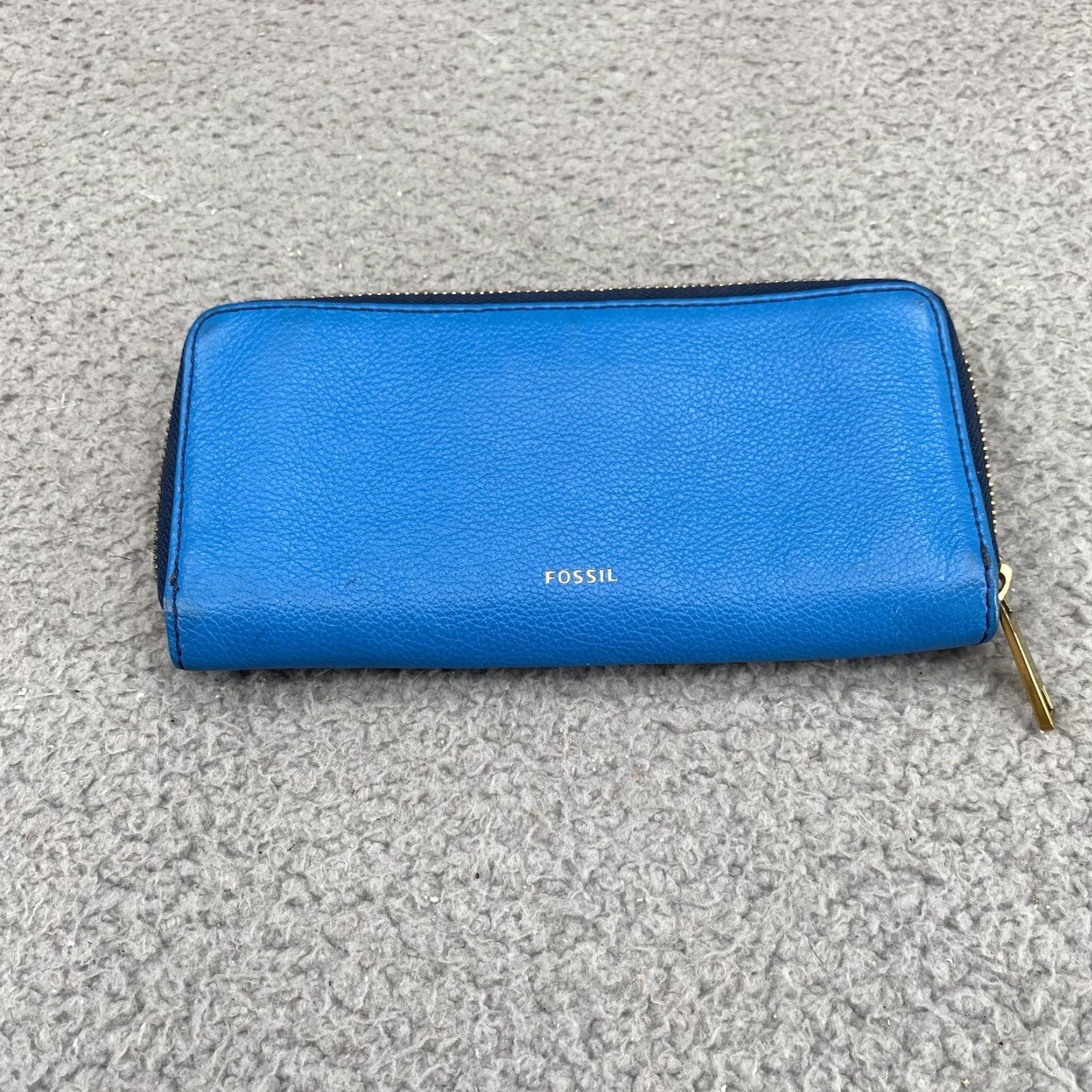 Fossil FOSSIL Leather Wallet Zip-Around Clutch Blue Lining Cards ID Divider Boho Women Medium Wallet Zip-Around (Blue) Womens Size ONE SIZE - 2 Thumbnail