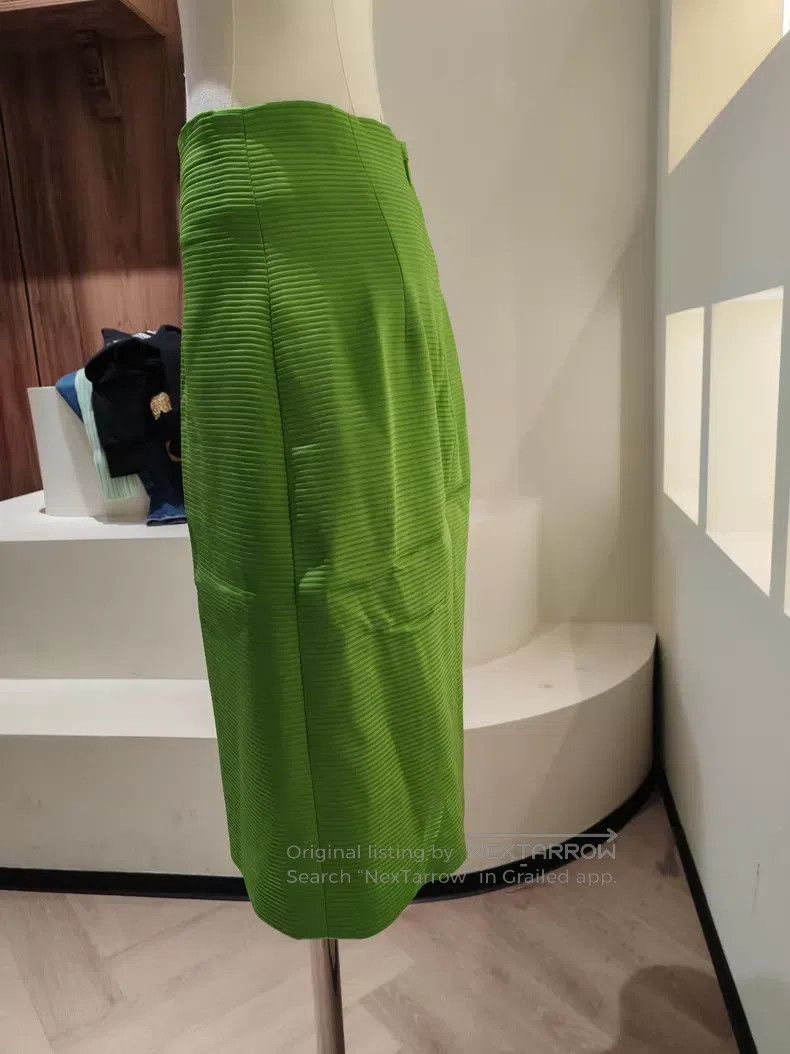 Versace Versace Skirt Size S / US 4 / IT 40 - 2 Thumbnail