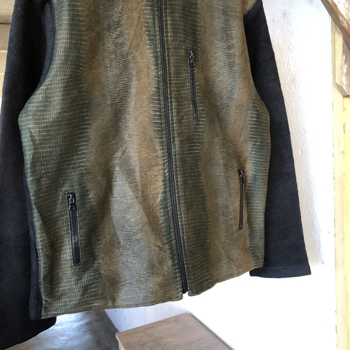 A.P.C. A.P.C Crocodile Skin Print Design Jacket Size US M / EU 48-50 / 2 - 6 Thumbnail