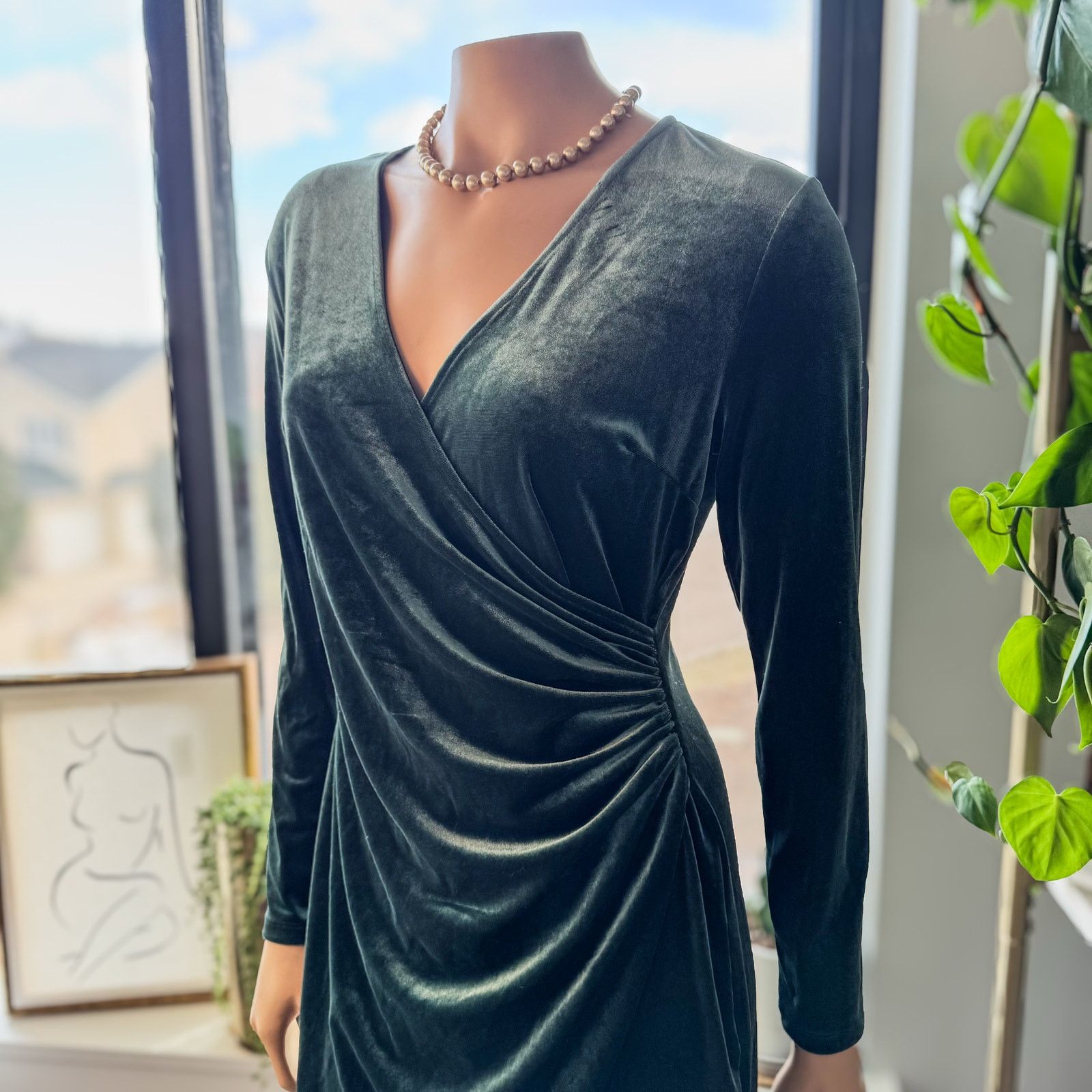 Banana Republic Banana Republic, Velvet Dress w/ High/Low Hem, Size: Small Size S / US 4 / IT 40 - 4 Thumbnail