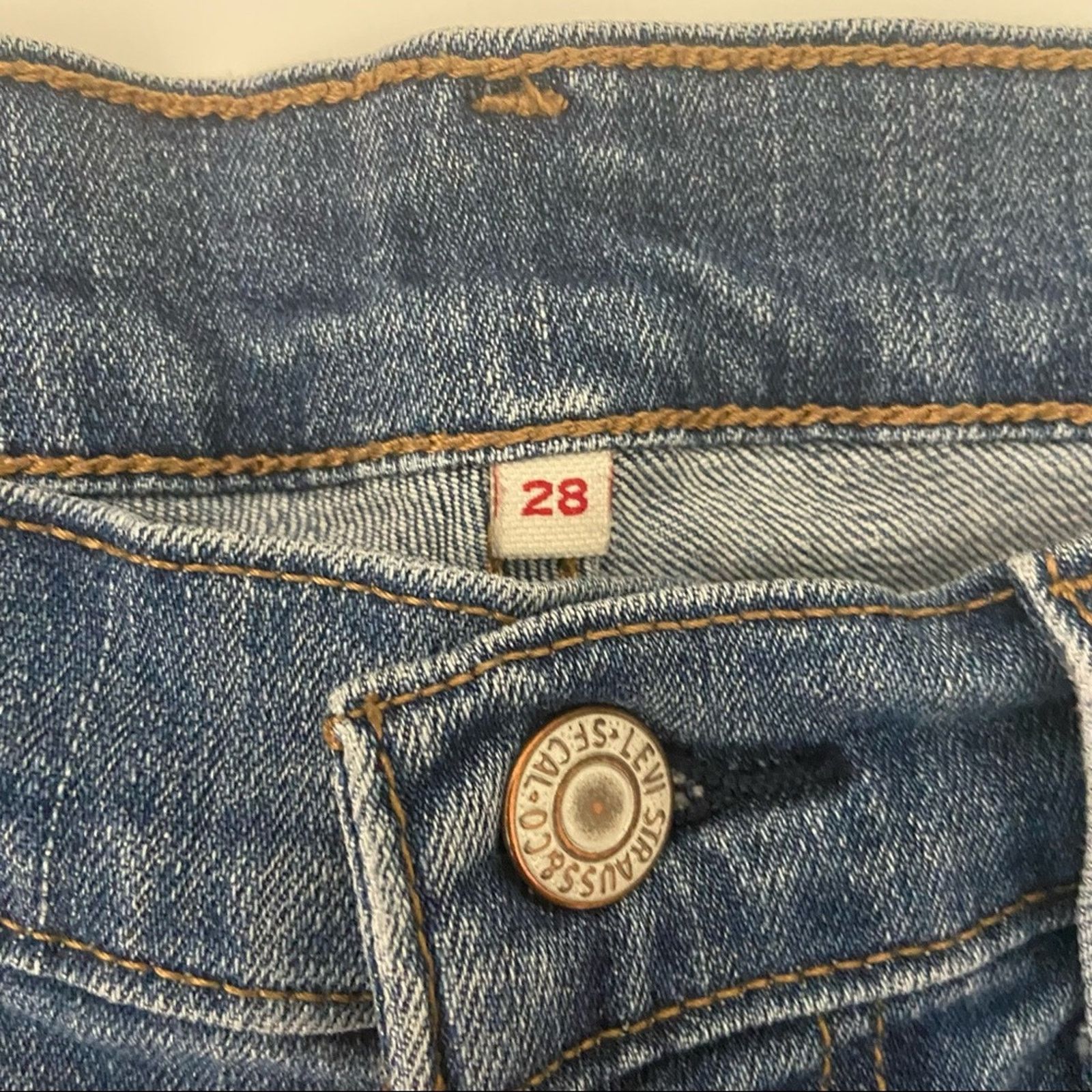 Levi's Levi's Women's Denim Shorts Size 28 Size 28" / US 6 / IT 42 - 9 Thumbnail
