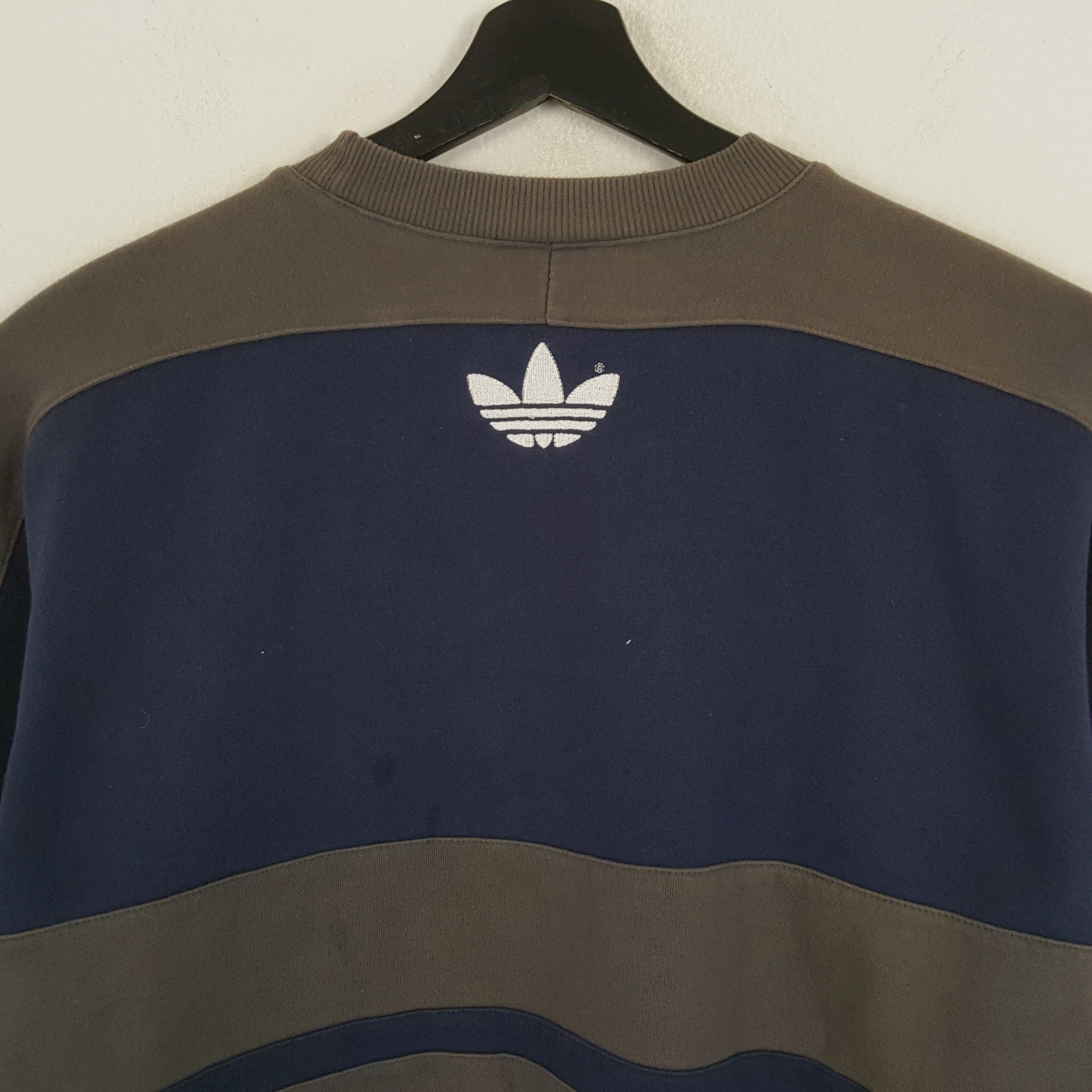 Adidas × Vintage ADIDAS THREE STRIPES Nice Design Fashion Style Sweatshirt Size L / US 10 / IT 46 - 4 Thumbnail