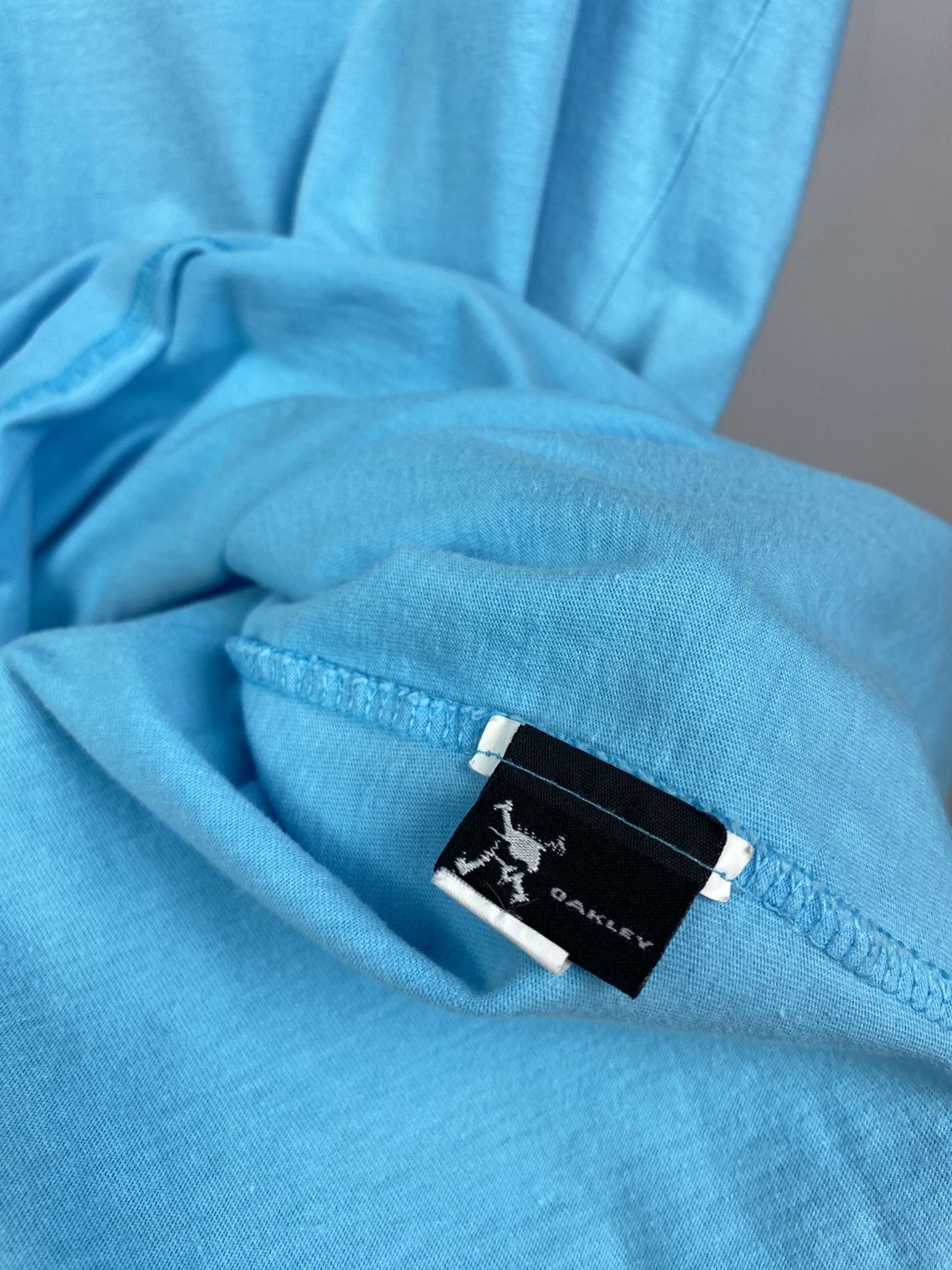 Oakley × Vintage Vintage 00s Oakley Boxy Archival T-shirt Y2K Size US L / EU 52-54 / 3 - 7 Thumbnail