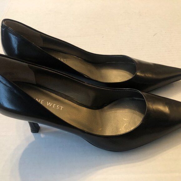 Nine West Nine west women's black leather pump shoes size: 5 1/2M Size US 5.5 / IT 35.5 - 9 Thumbnail