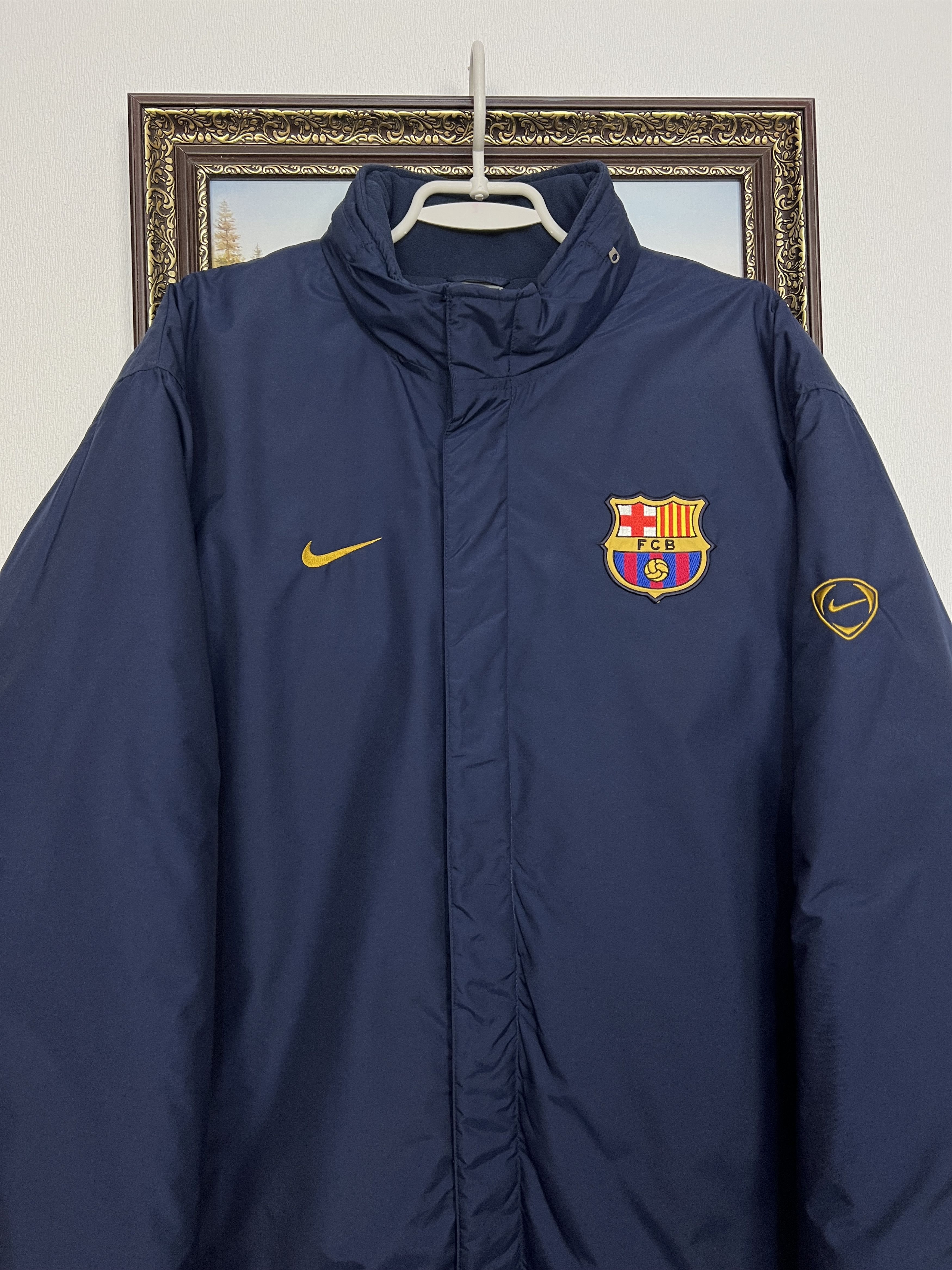Nike Vintage 2000's Nike Barcelona Football Padded Jacket Soccer Size US L / EU 52-54 / 3 - 2 Thumbnail