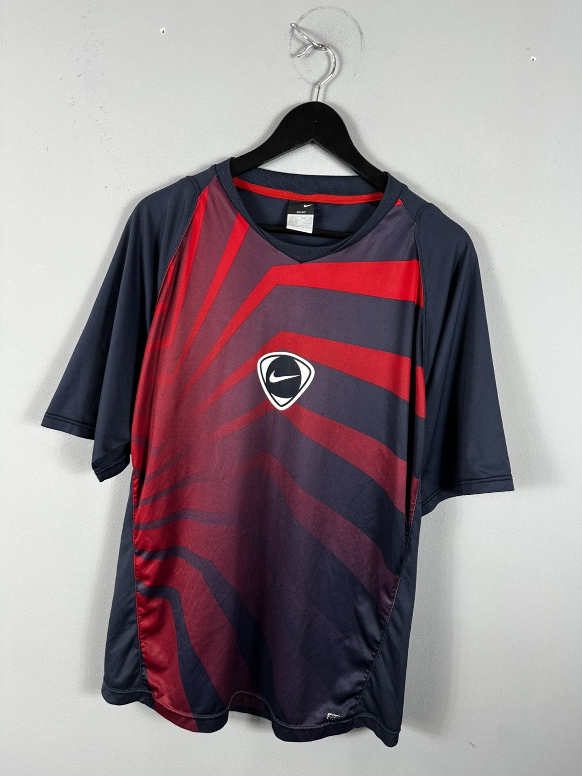 Nike Vintage 90s NIKE t shirt Y2K Retro Old Total 90 Size US XL / EU 56 / 4 - 2 Thumbnail
