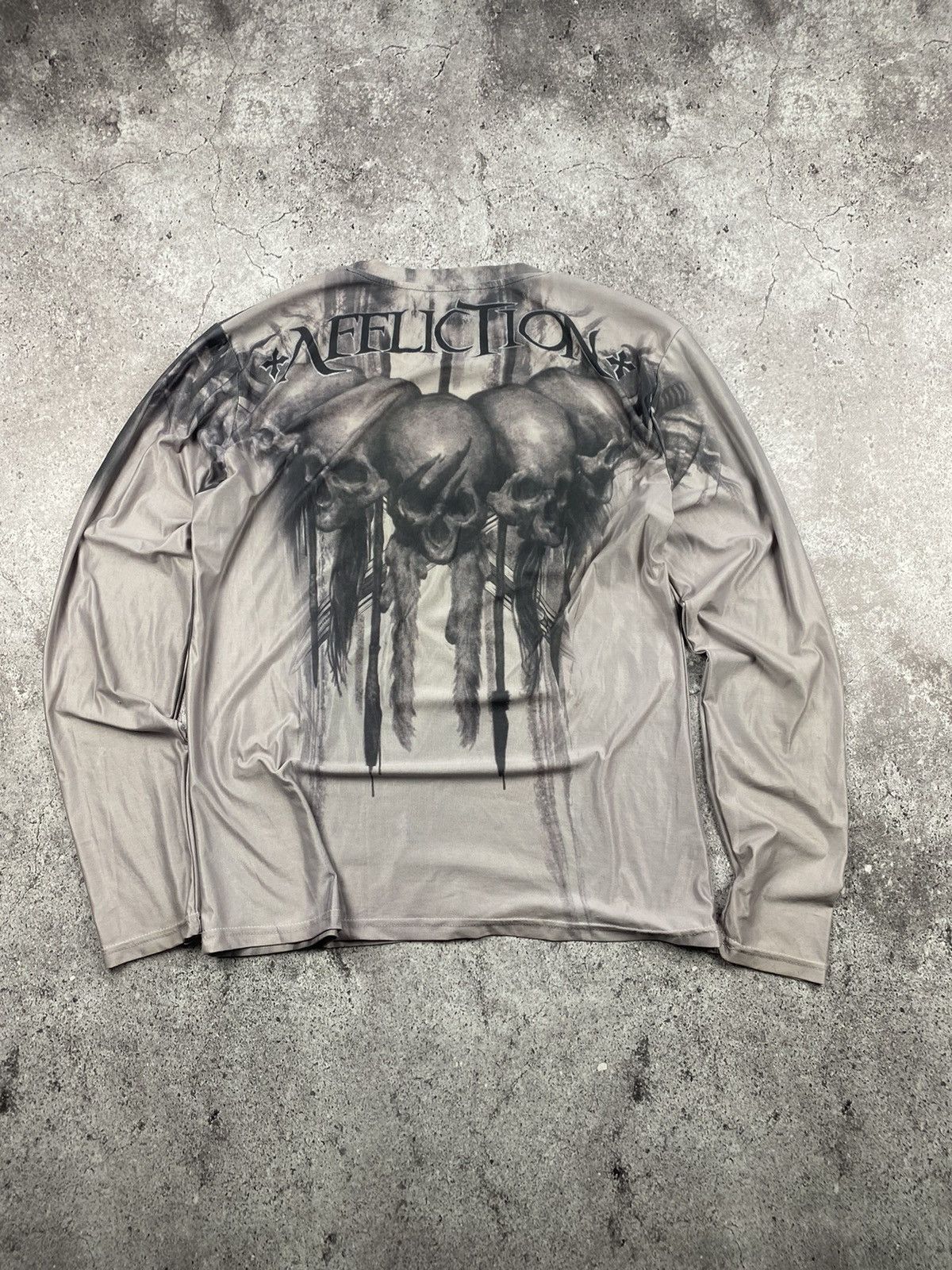 Affliction × Japanese Brand Y2K affliction japan tattoo tribal skull style tee shirt Size US L / EU 52-54 / 3 - 1 Thumbnail