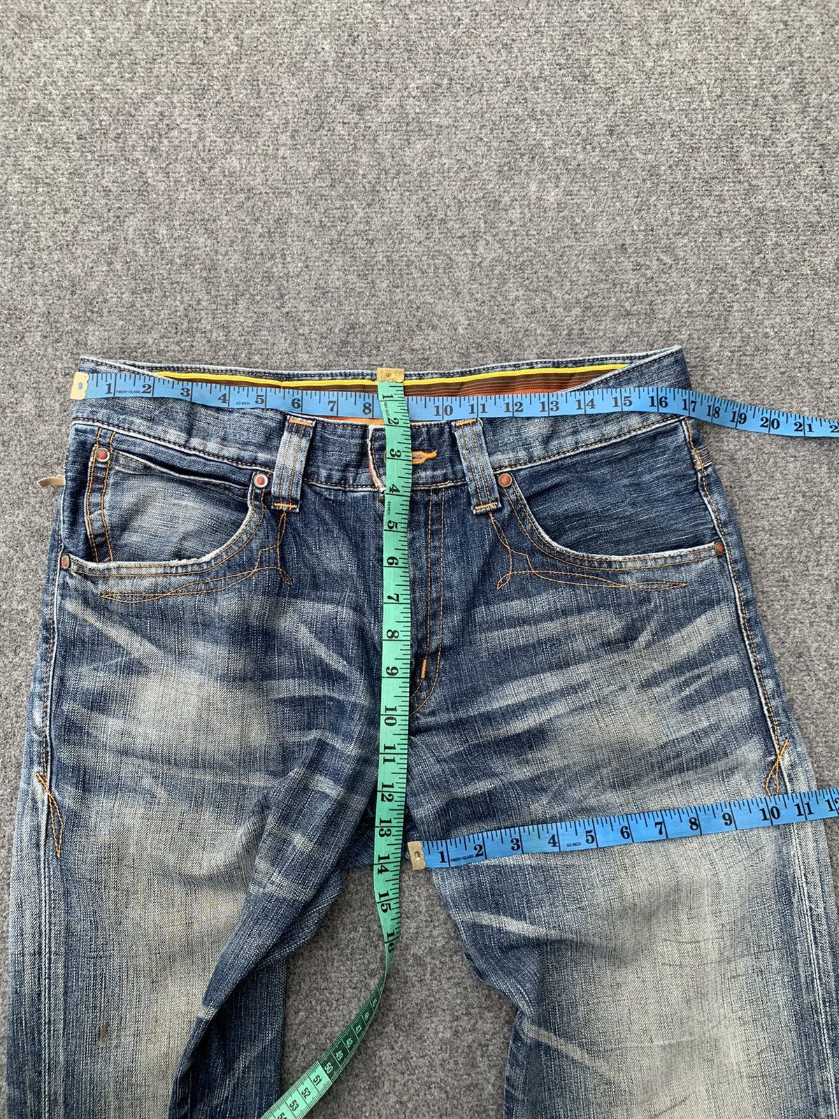 Edwin Flare Edwin Blue Trip 503 dirty faded. Size US 34 / EU 50 - 11 Thumbnail