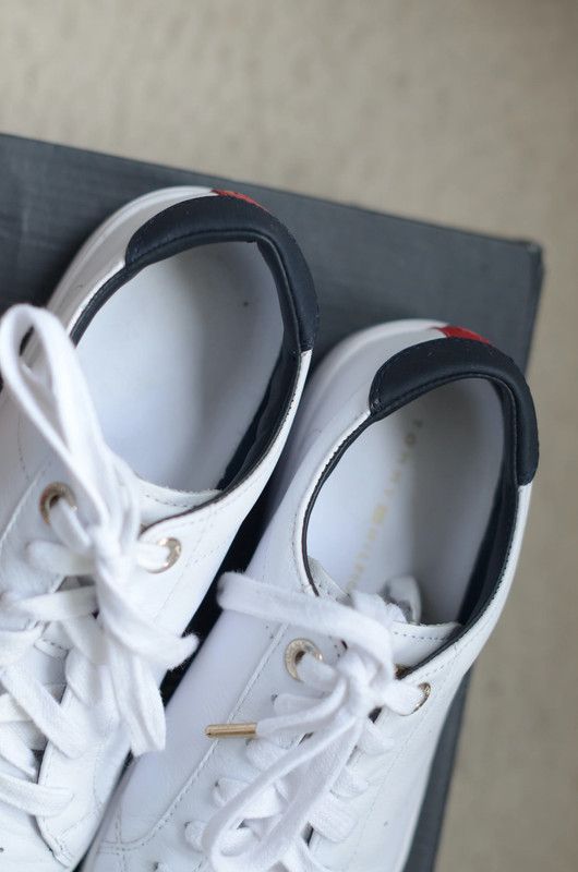 Tommy Hilfiger white sneakers tommy hilfiger VENUS leather Size US 4.5 / IT 34.5 - 6 Thumbnail