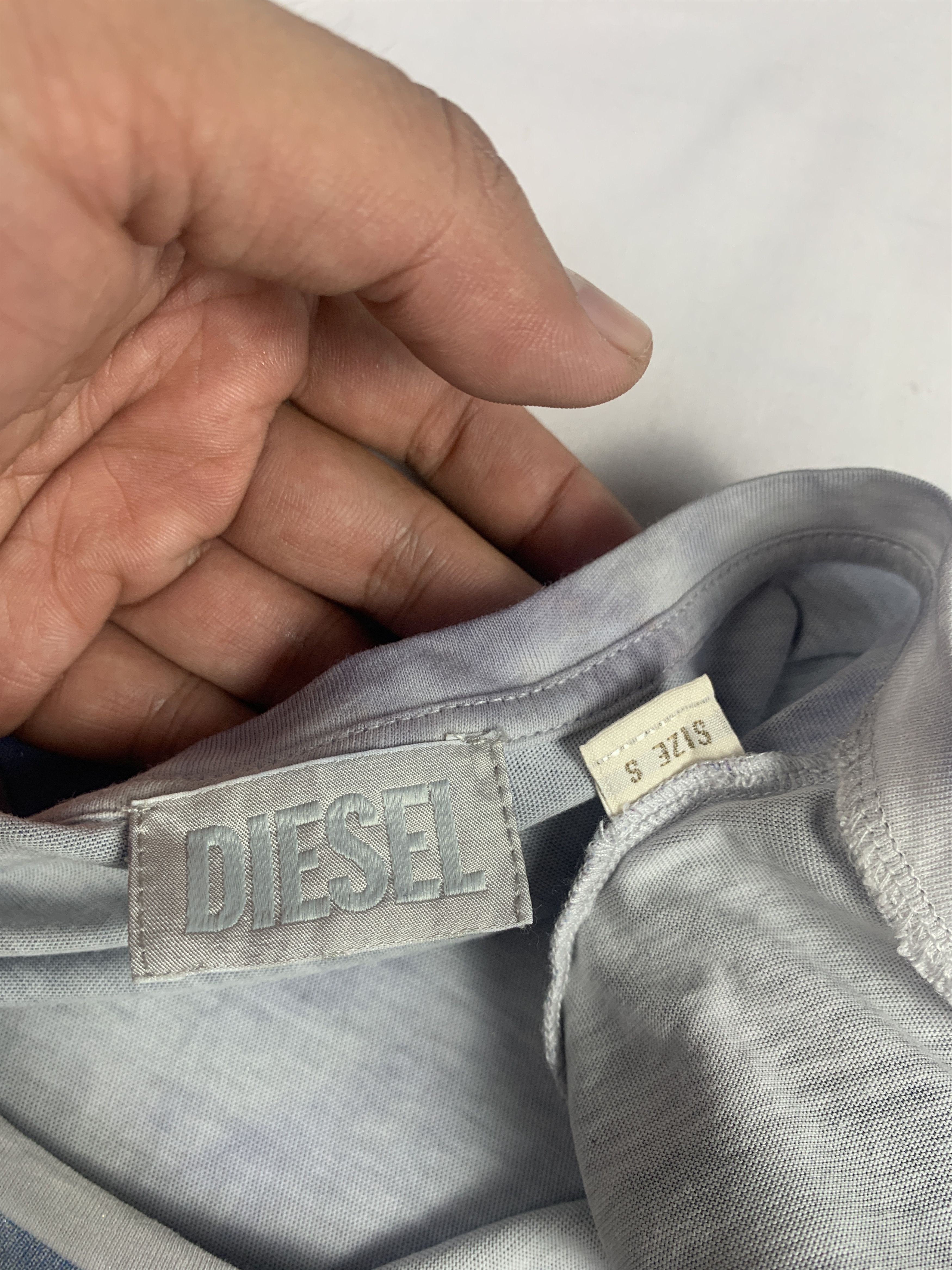 Diesel Diesel AOP Loose Fit Top (S to L) Size L / US 10 / IT 46 - 8 Thumbnail