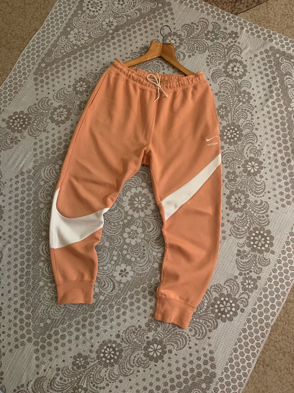 Nike Nike pants big swoosh L size drill Size US 38 / EU 54 - 1 Thumbnail
