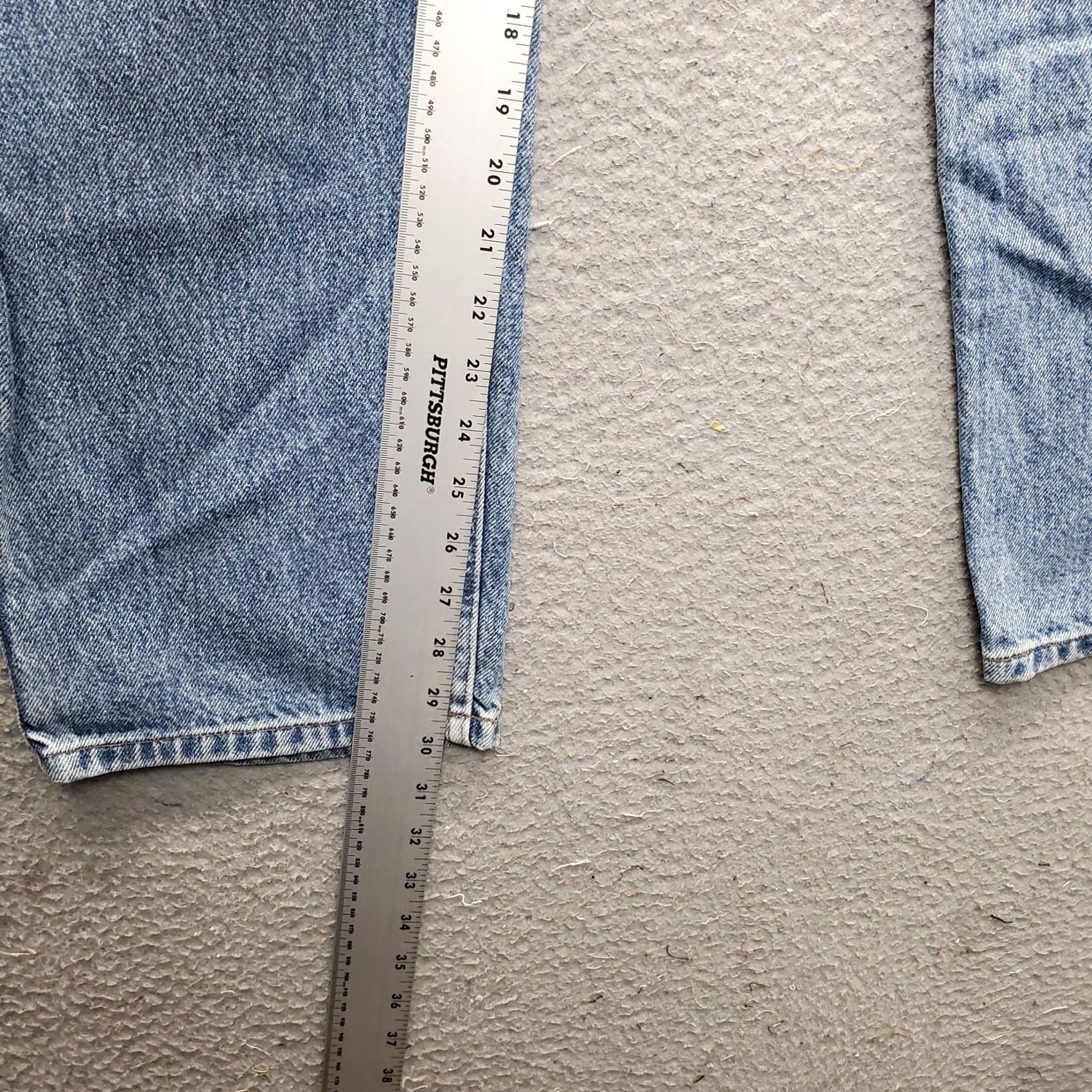 Harley Davidson Harley-Davidson Jeans Mens 33/30 Blue Denim Medium Wash High Rise Straight Denim Jeans Mens Size 33 Blue USA 5-Pocket Regular Fit Shirt Size US 33 - 4 Thumbnail