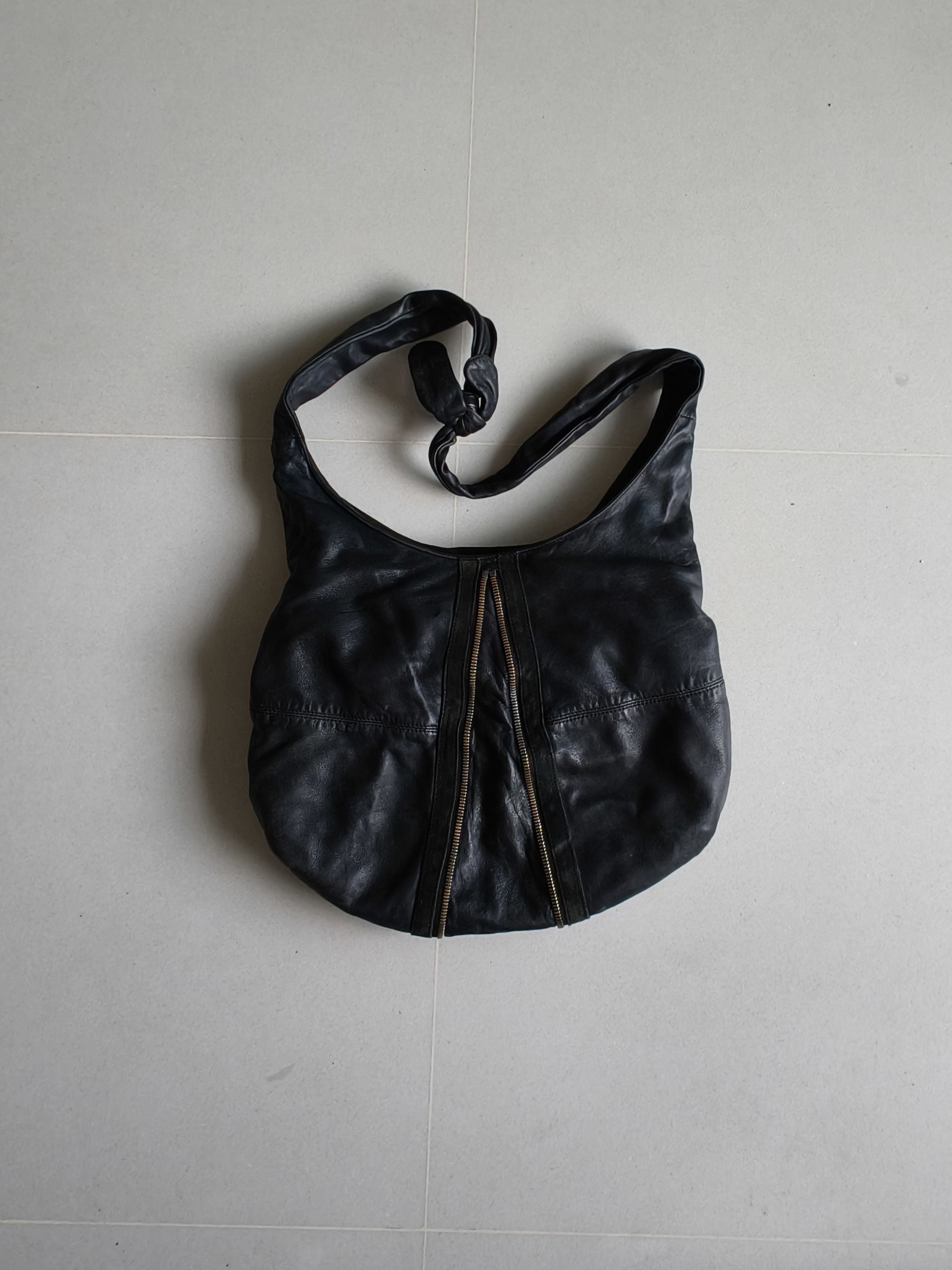 Donna Hobo Bag