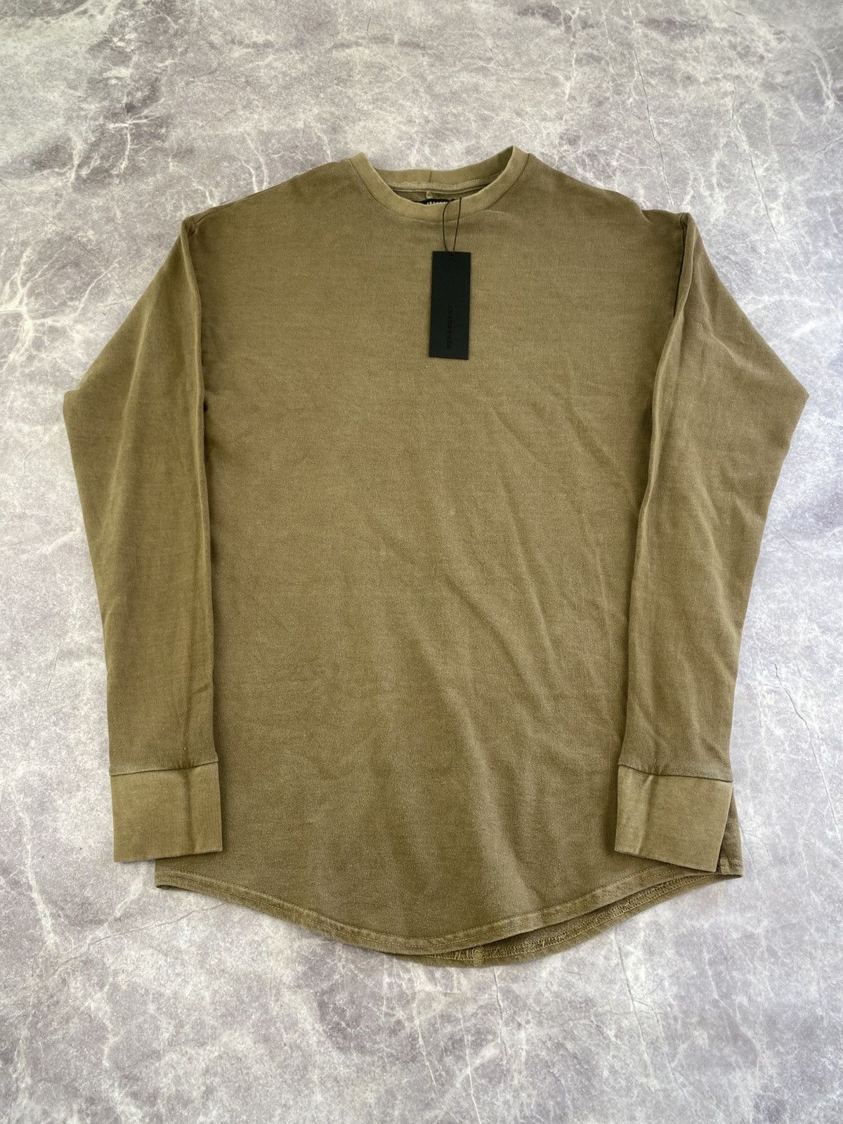 Represent Clo. Represent Made In England Army Olive Long Sleeve Size: S Size US S / EU 44-46 / 1 - 1 Thumbnail