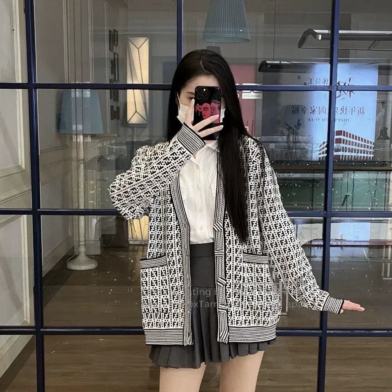 Fendi Fendi Full Print Double F Knit Cardigan Size XS / US 0-2 / IT 36-38 - 7 Thumbnail