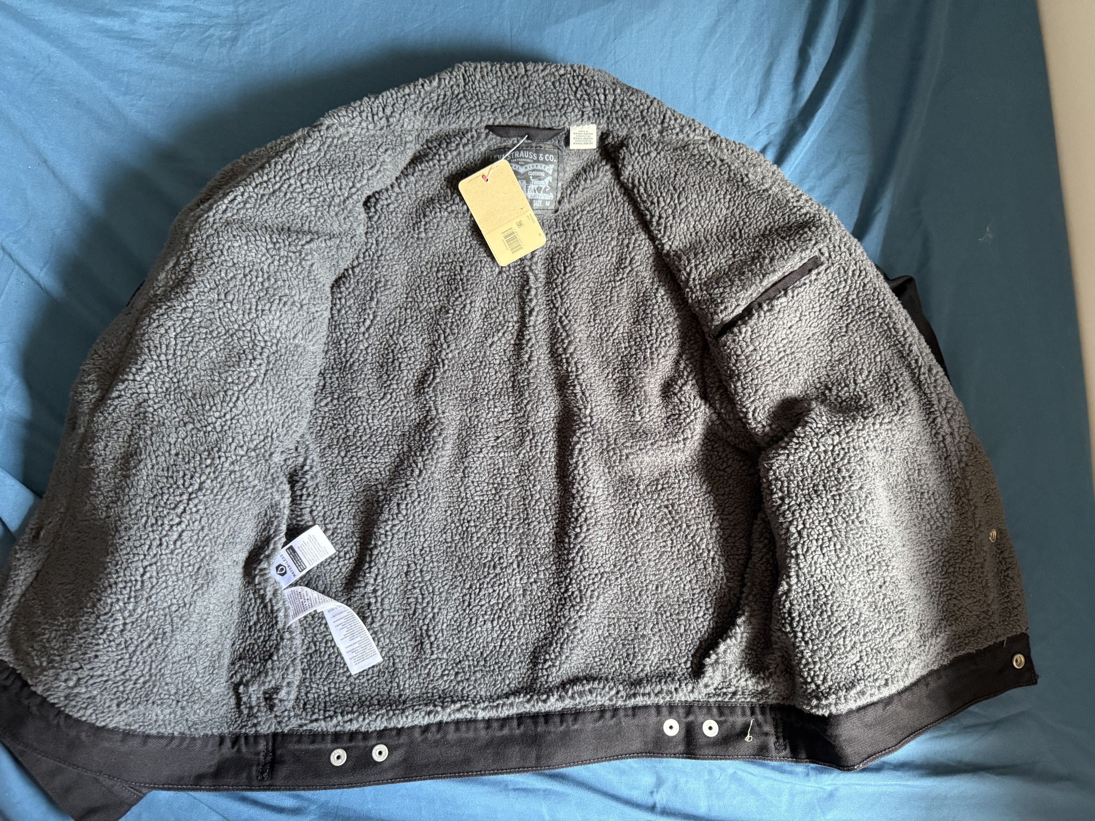 Levi's Levi’s Men’s Type iii Sherpa Trucker Jacket medium $128 Size US M / EU 48-50 / 2 - 8 Thumbnail