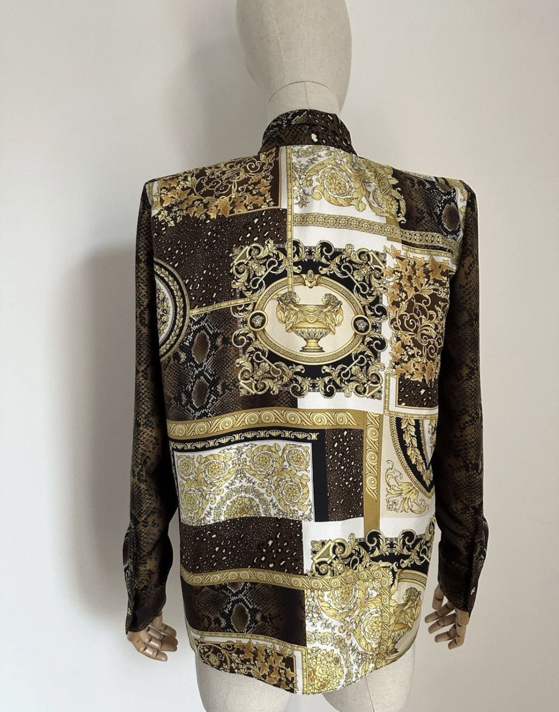 Versace Versace Iconic Baroque Ascot Blouse Silk Size IT38! Size XS / US 0-2 / IT 36-38 - 9 Thumbnail