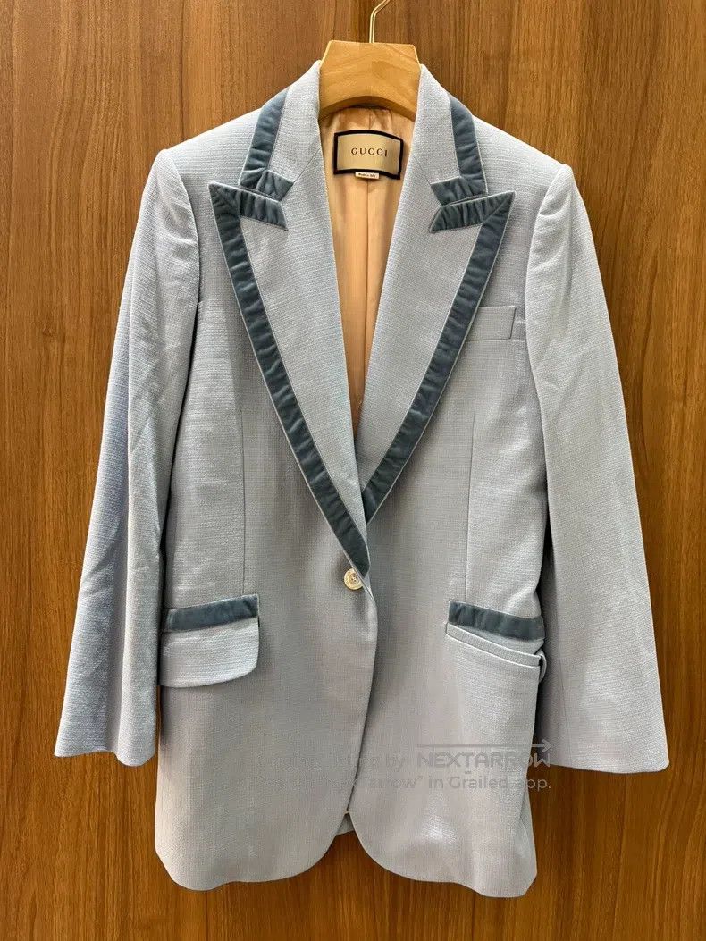 Gucci Gucci Blue velvet stitched suit jacket Size XS / US 0-2 / IT 36-38 - 1 Thumbnail