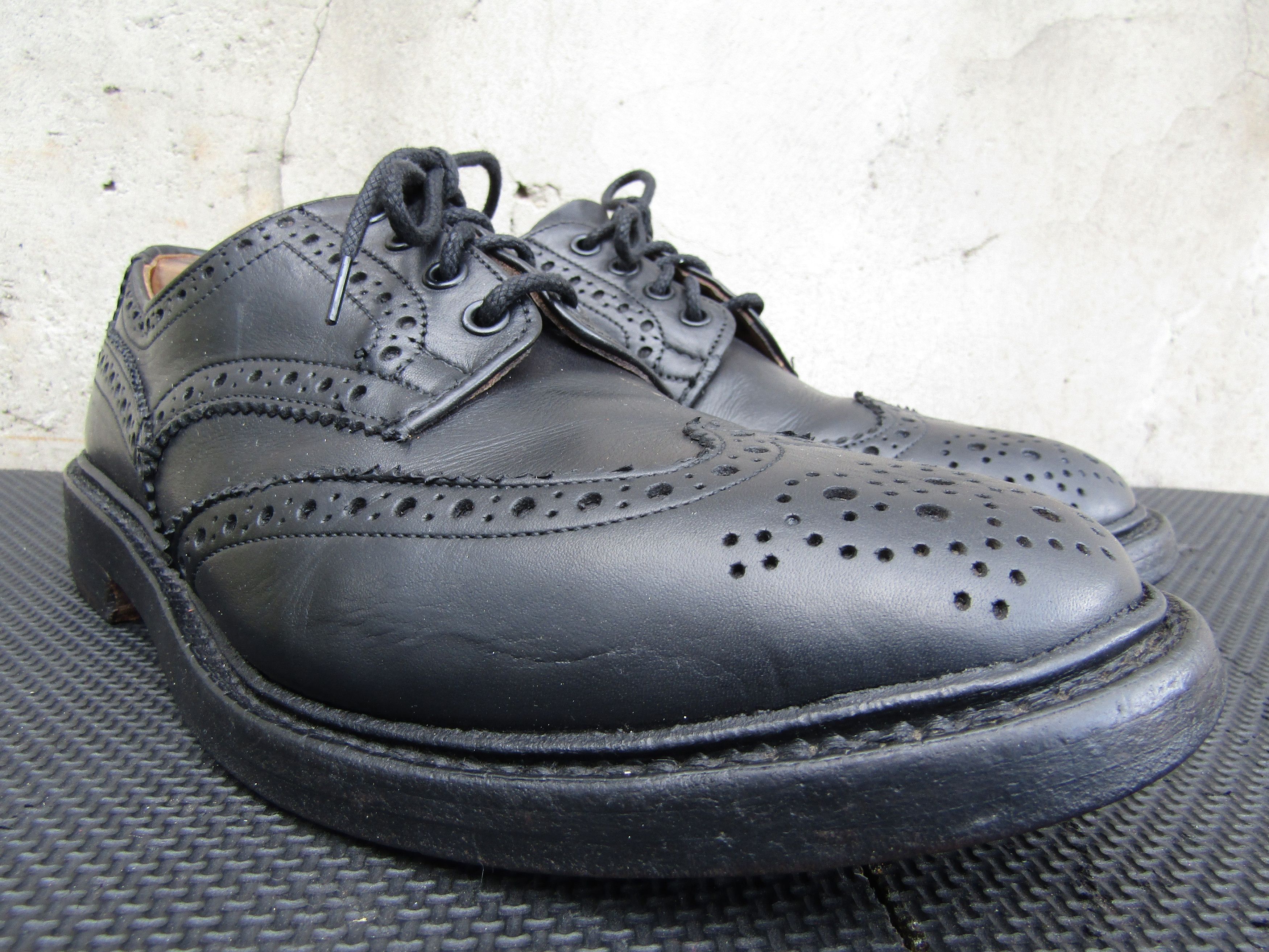 Tricker's Trickers Keswick Black Leather Derby Brogue Size US 9 / EU 42 - 4 Thumbnail