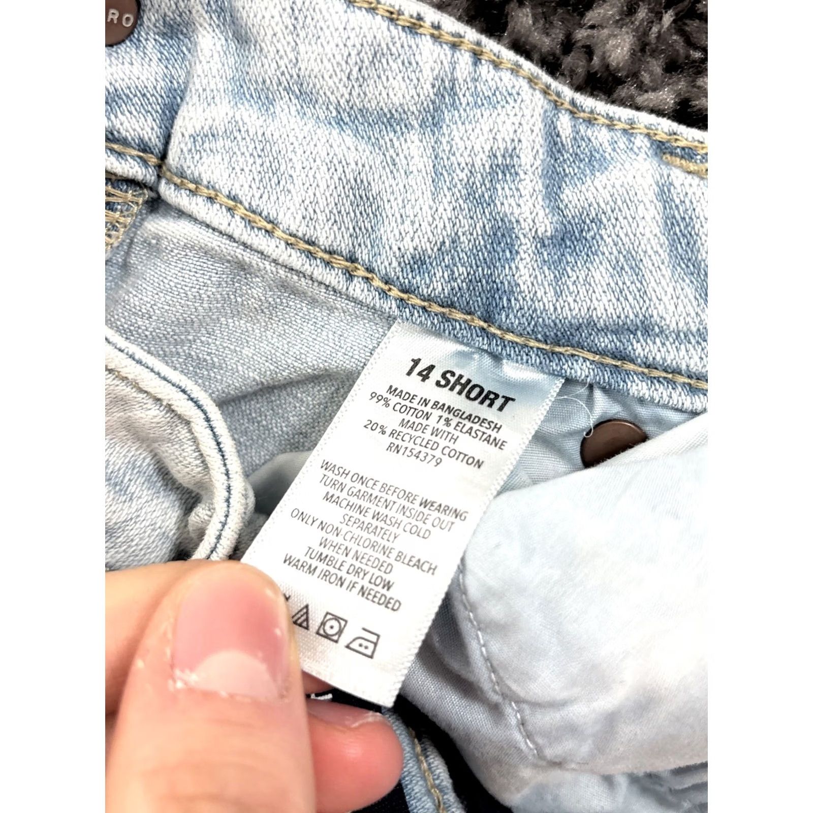 Vintage Aéropostale Jeans Distressed Light Wash Low Rise Flare 14 Regular 34x29 Womens Blue Size 36" / US 14 / IT 50 - 7 Thumbnail