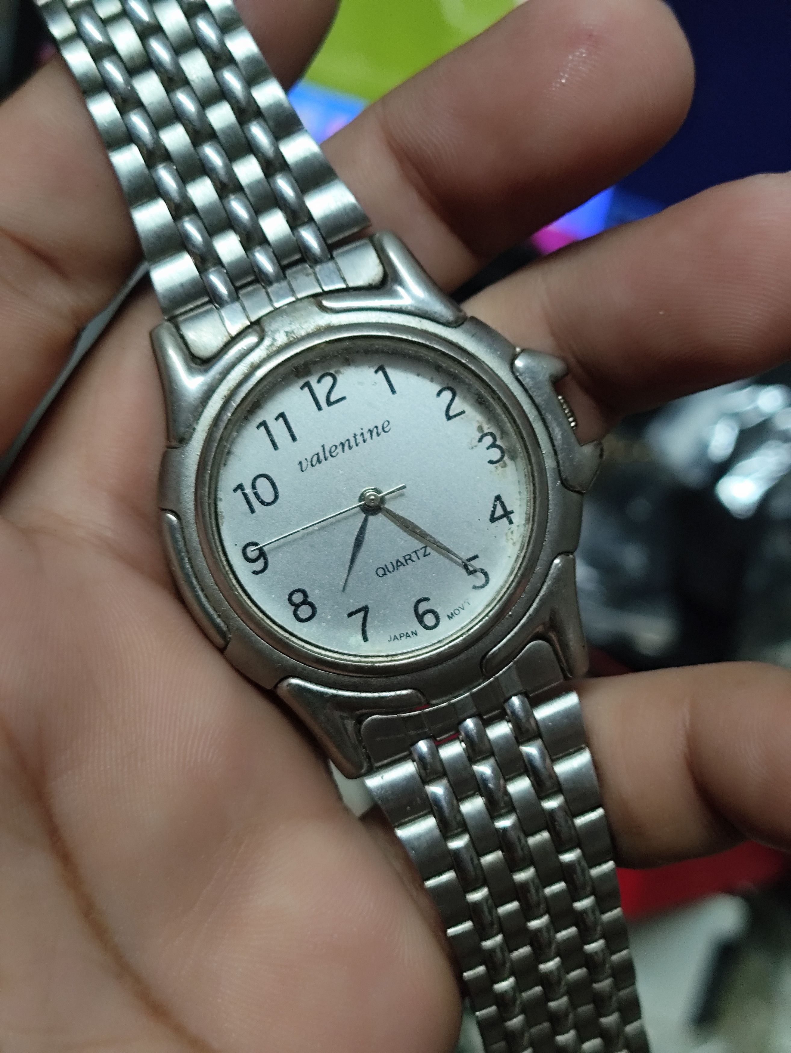 Japanese Brand × Vintage Vintage Valentine Japan Quartz Watch (faded design) Size ONE SIZE - 3 Thumbnail