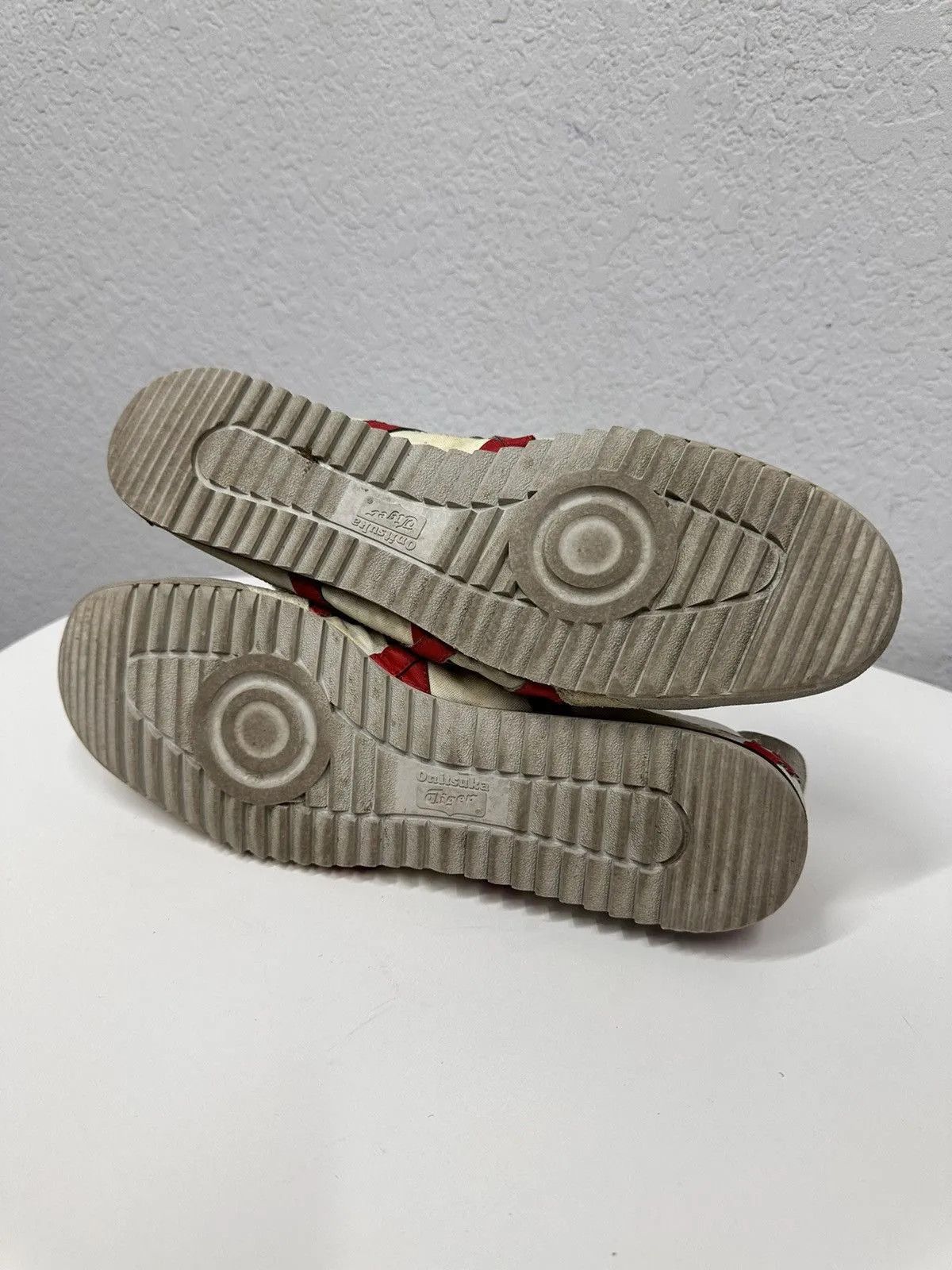 Vintage Vintage Asics Tiger Onitsuka Shoes Y2K Style Yellow Mexico Size US 9 / EU 42 - 9 Thumbnail