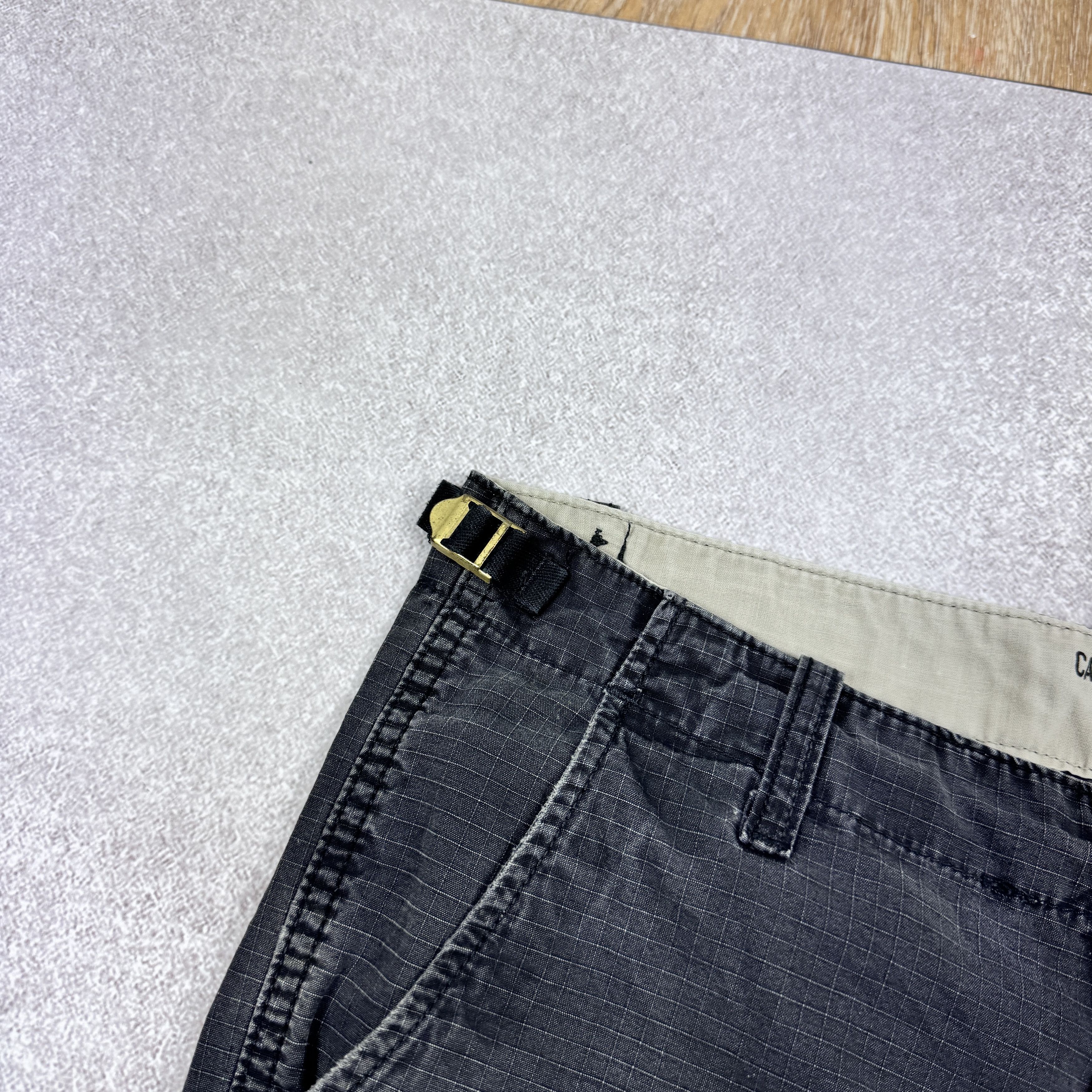 Carhartt Men`s CARHARTT Aviation Black Distressed Cargo Pants Size 29 Size US 29 - 9 Thumbnail
