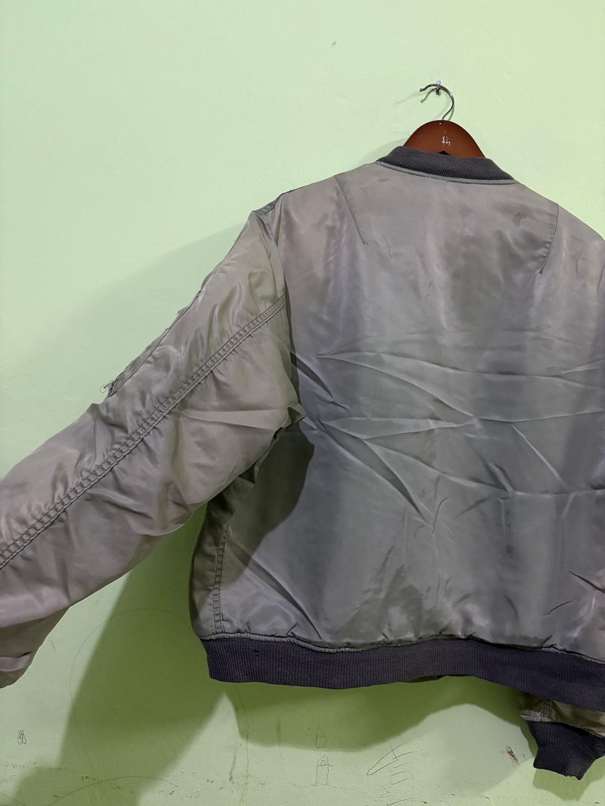 Alpha Industries Vintage Alpha Industries MA-1 Flight Jacket USAF USA Size US L / EU 52-54 / 3 - 7 Thumbnail