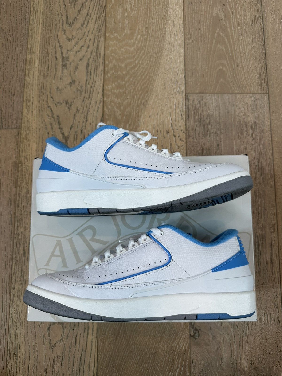 Jordan Brand Jordan 2 Retro Low UNC Size US 12 / EU 45 - 5 Thumbnail