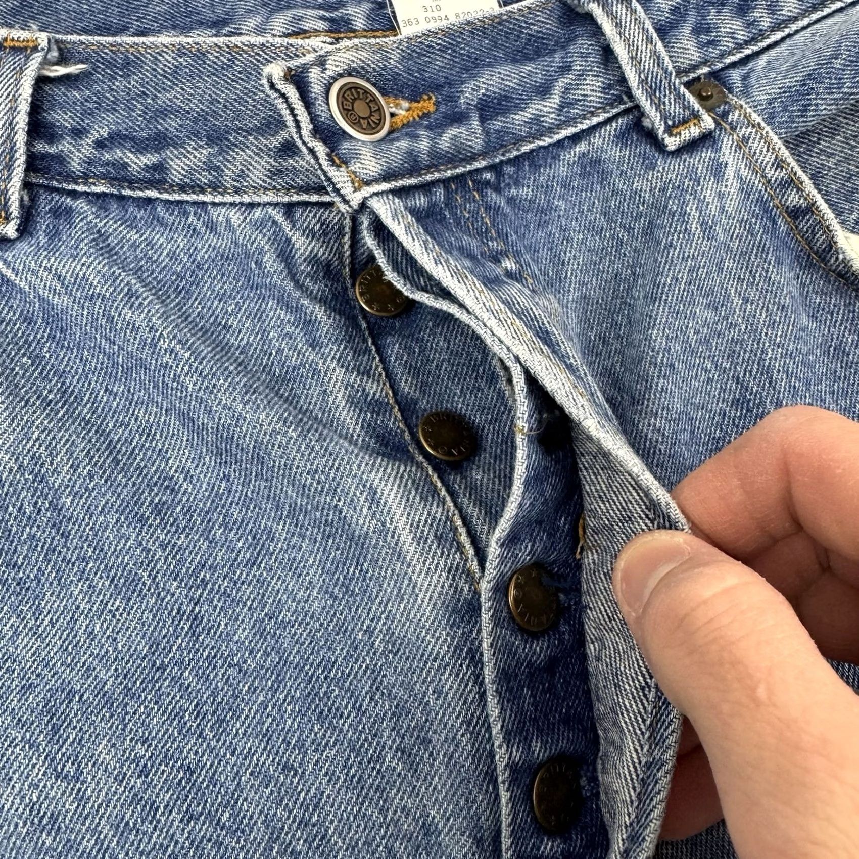 Vintage VINTAGE Brittania Jeans 90s Adult 34x26 Button Fly Straight Leg Regular Fit Mens Size US 34 / EU 50 - 3 Thumbnail