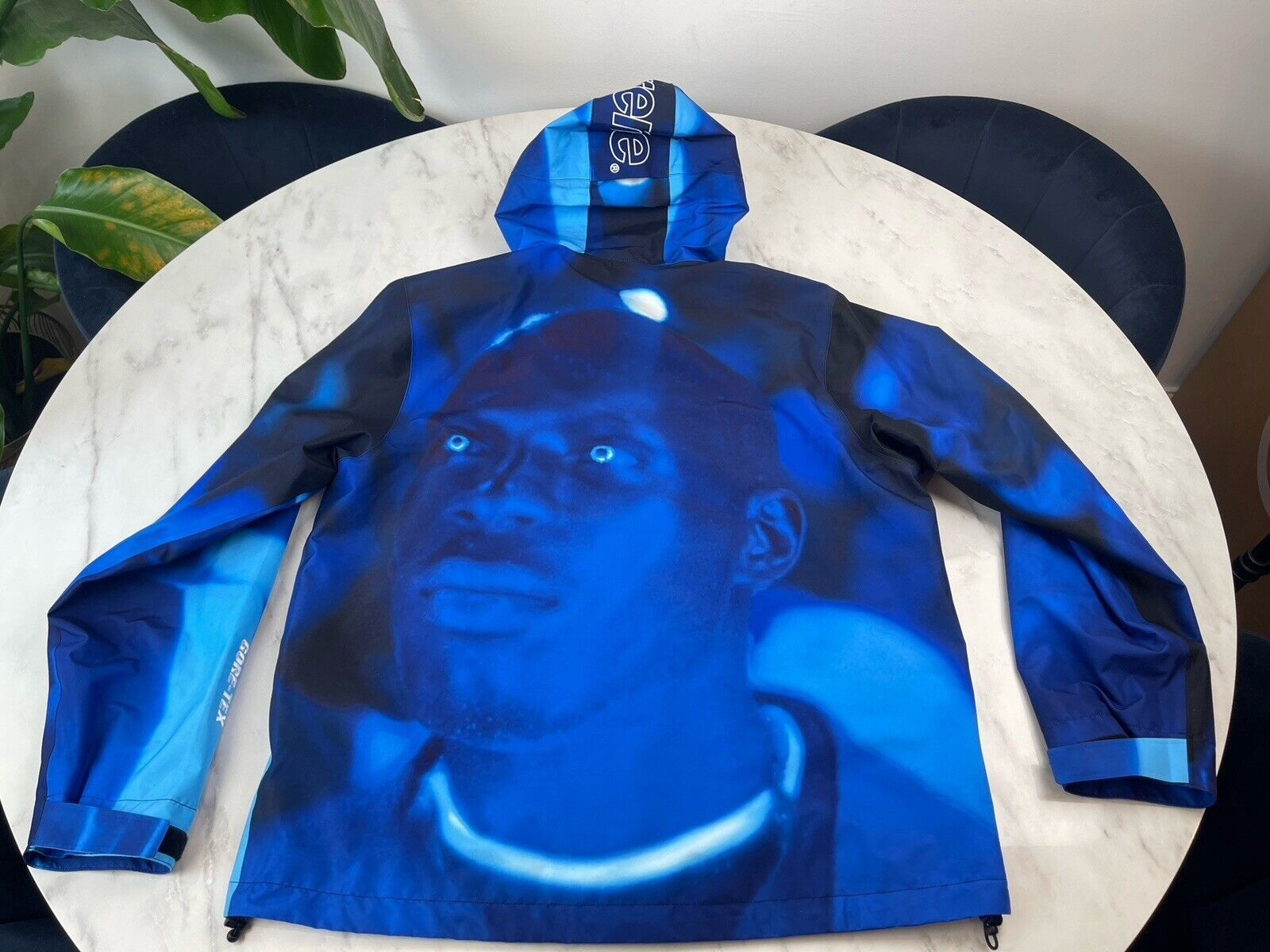 SUPREME x NAS DMX Belly Gore-Tex Shell Jacket Medium M FW21