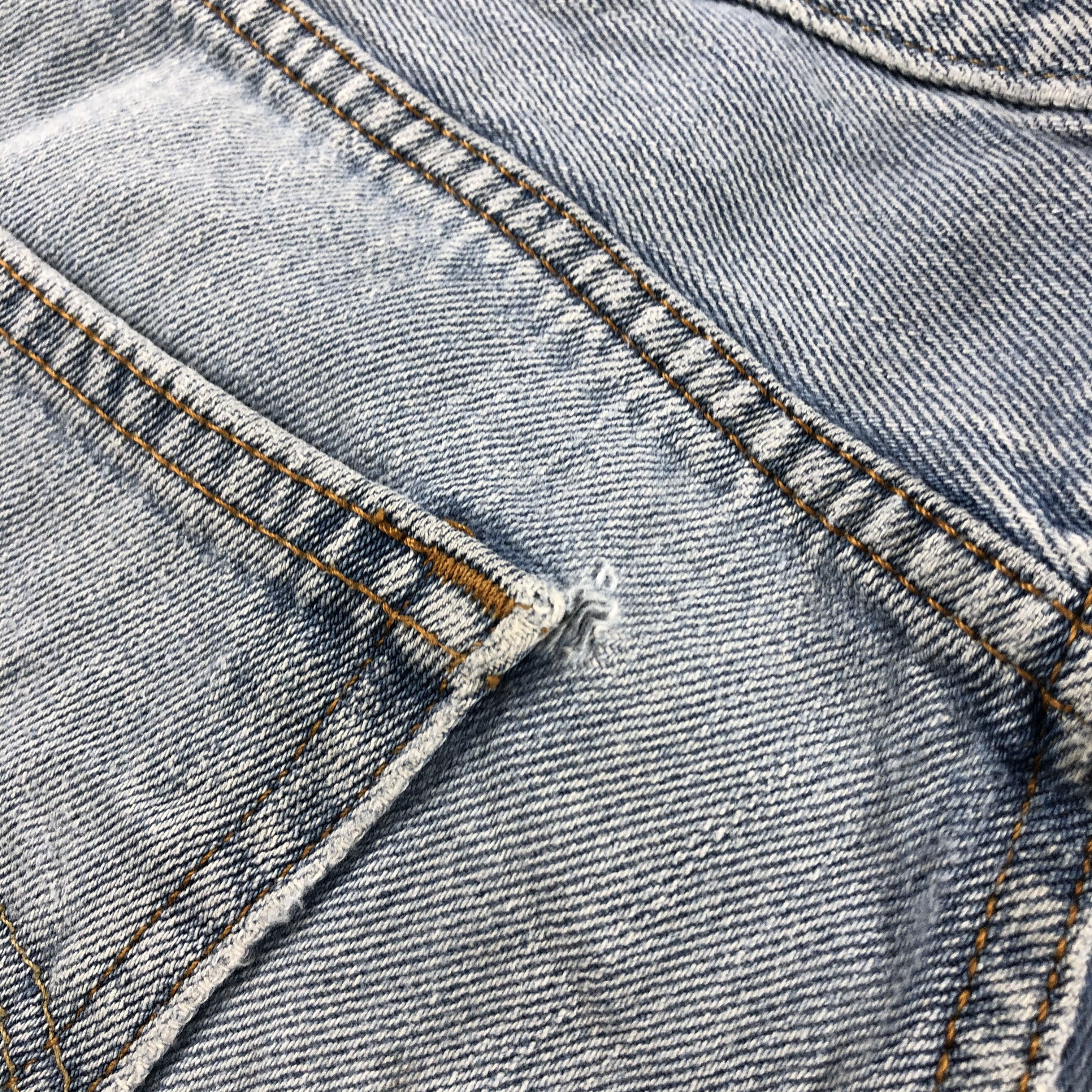 Levi's × Vintage Vintage Blue Wash Levis 550 Jeans-JM2955 Size US 33 - 7 Thumbnail