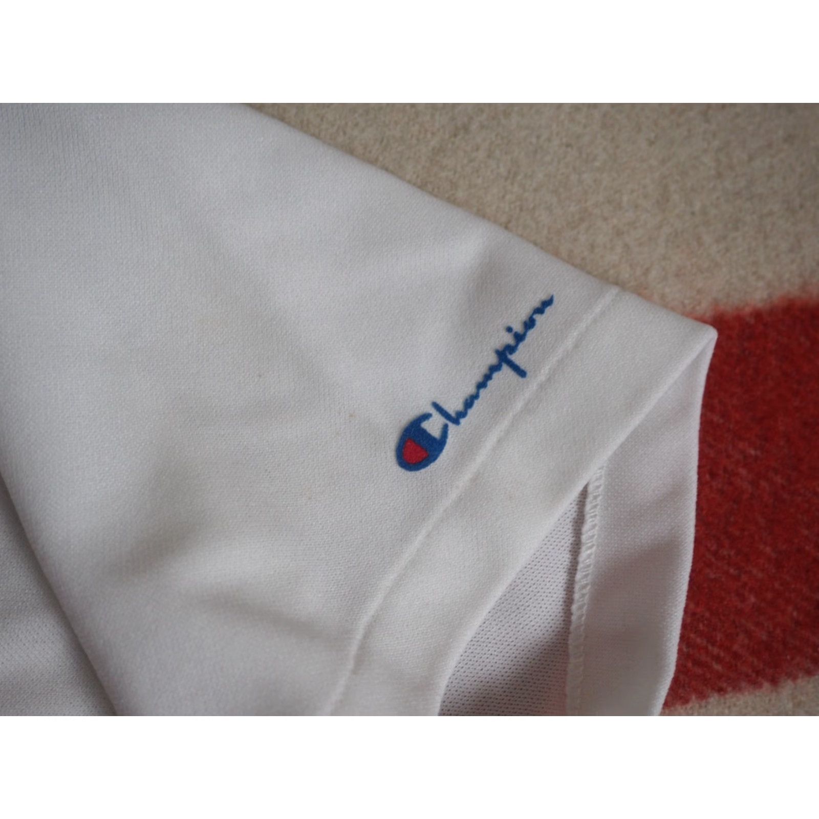 Champion VTG Champion Jersey Red White Bar 70s 80s Baseball Shirt Mens L 20" Pit to Pit 28" Length Size US L / EU 52-54 / 3 - 6 Thumbnail