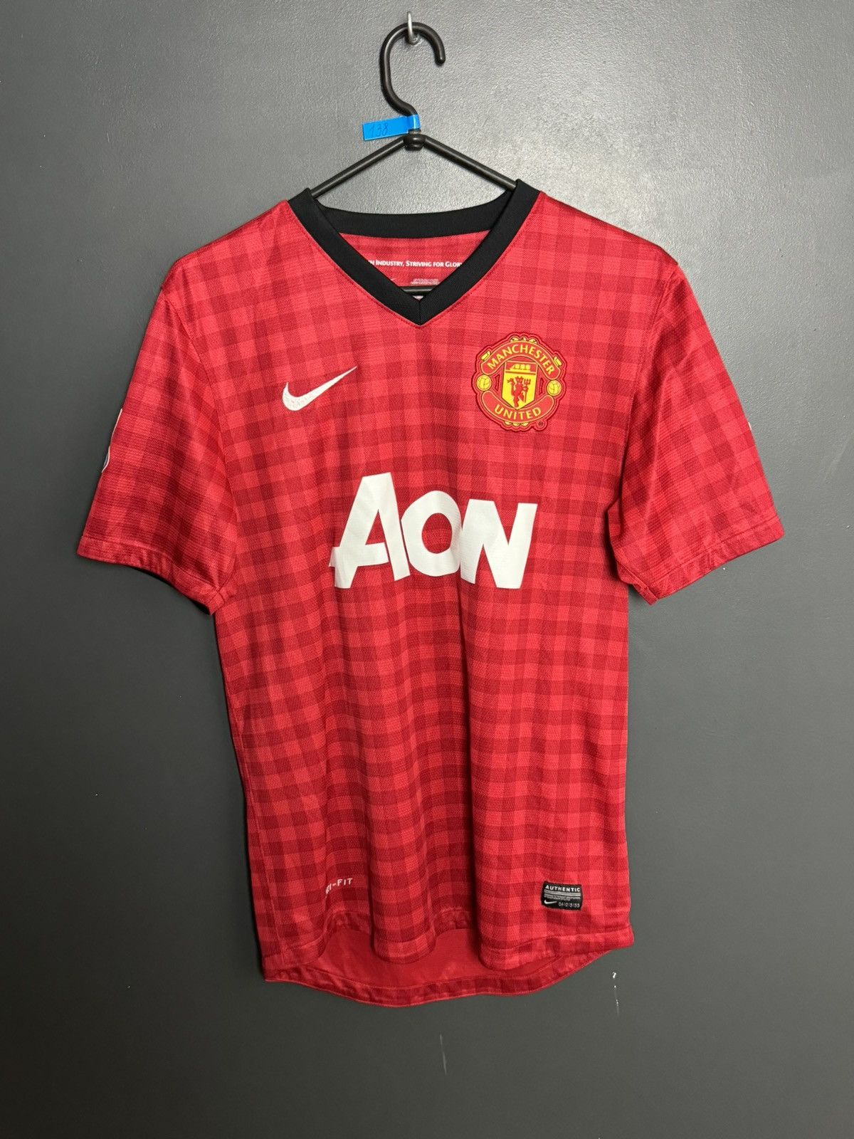 Nike Manchester United 12/13 Home v. Persie Football Jersey Size US S / EU 44-46 / 1 - 2 Thumbnail
