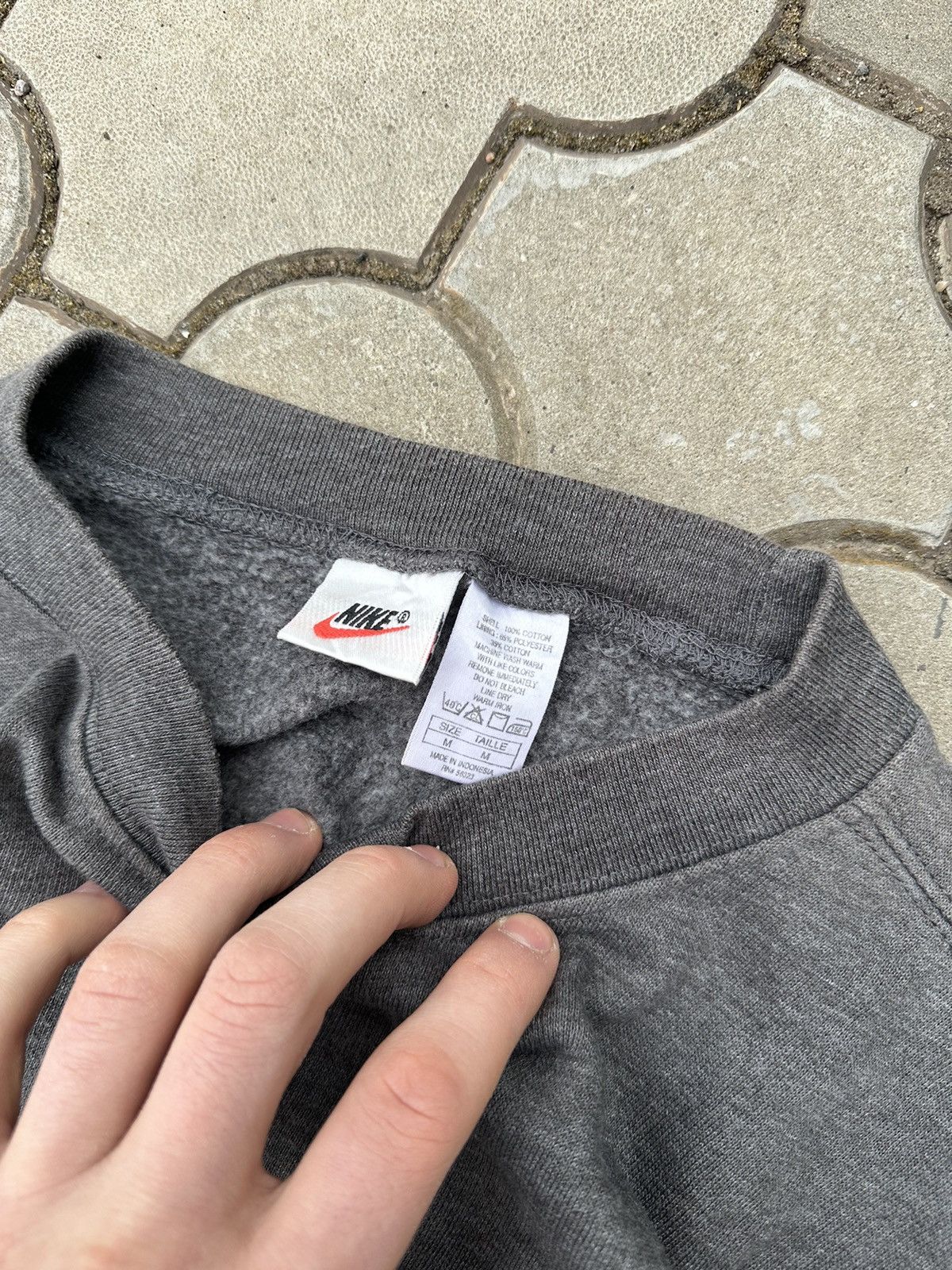 Nike × Vintage Vintage Nike Center Swoosh Big Logo Sweatshirt USA Size US M / EU 48-50 / 2 - 5 Thumbnail