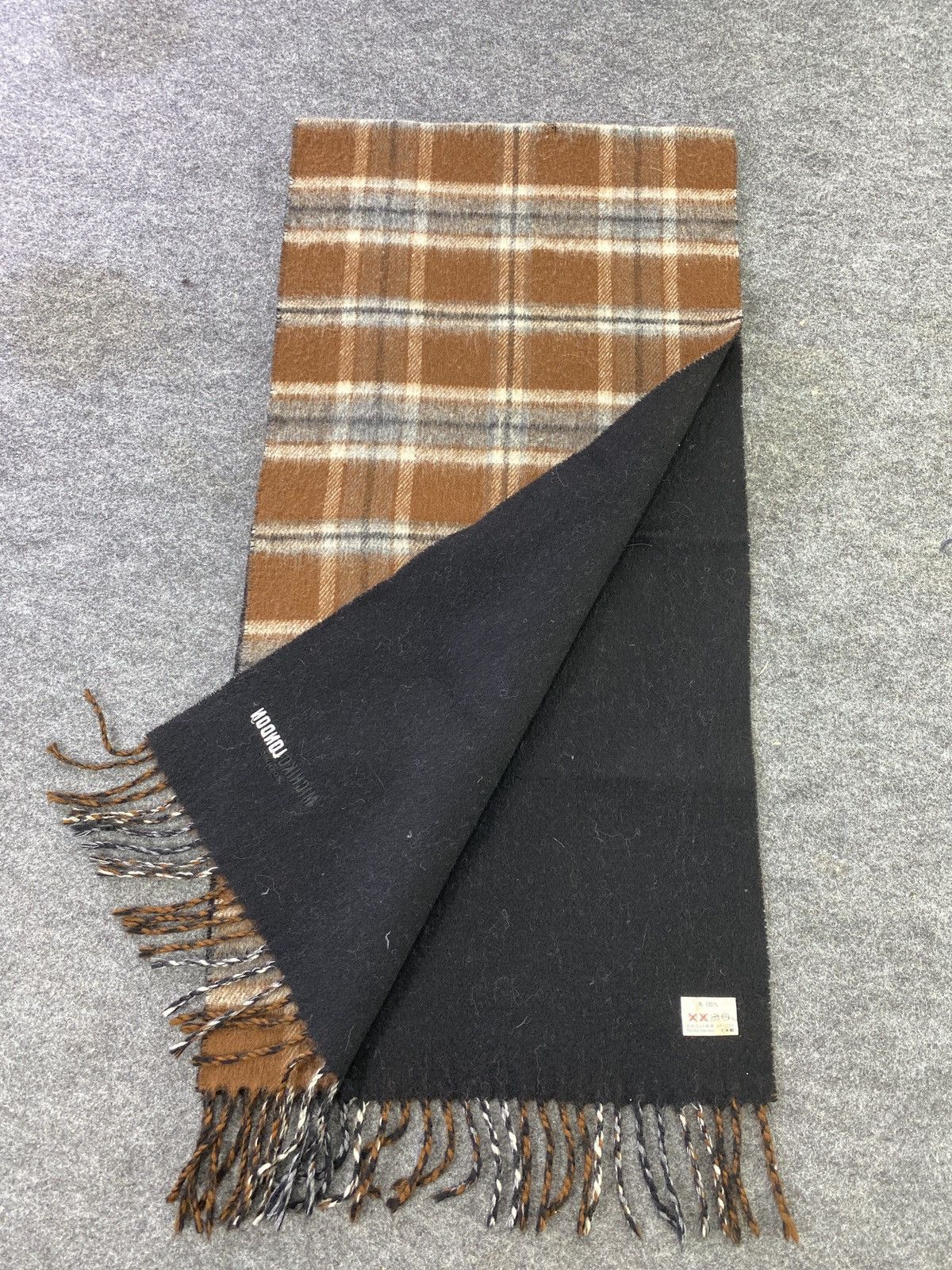 Michiko Koshino London Michiko Koshino London Scarf / Muffler / Neckwear -T559 Size ONE SIZE - 4 Thumbnail