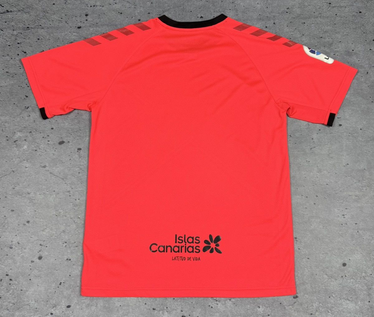 Hummel Tenerife Hummel 2021-2022 Third Football Jersey Size US L / EU 52-54 / 3 - 2 Thumbnail