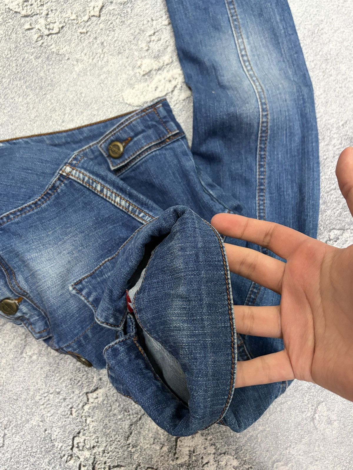 Diesel Diesel Vintage Cropped Denim Trucker Jacket Y2K S/M Size M / US 6-8 / IT 42-44 - 11 Thumbnail