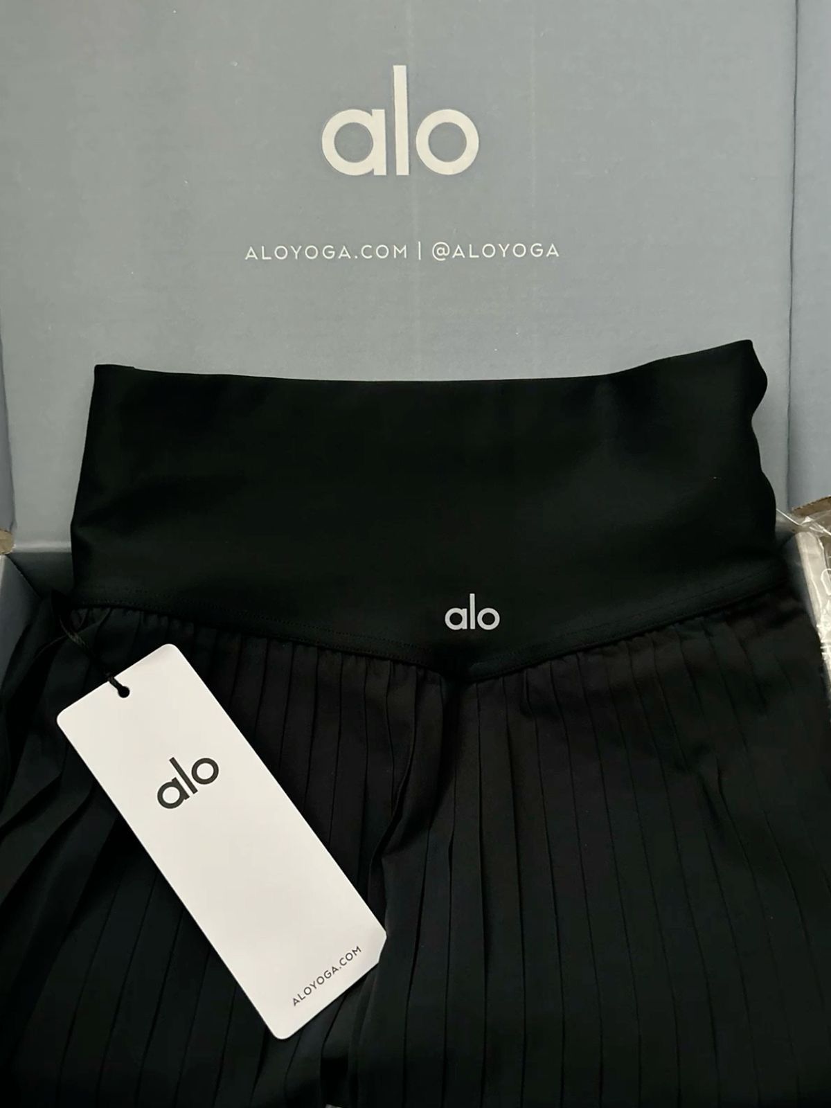 Alo Yoga Alo Yoga Black Grand Slam Tennis Skirt Size 28" / US 6 / IT 42 - 1 Thumbnail