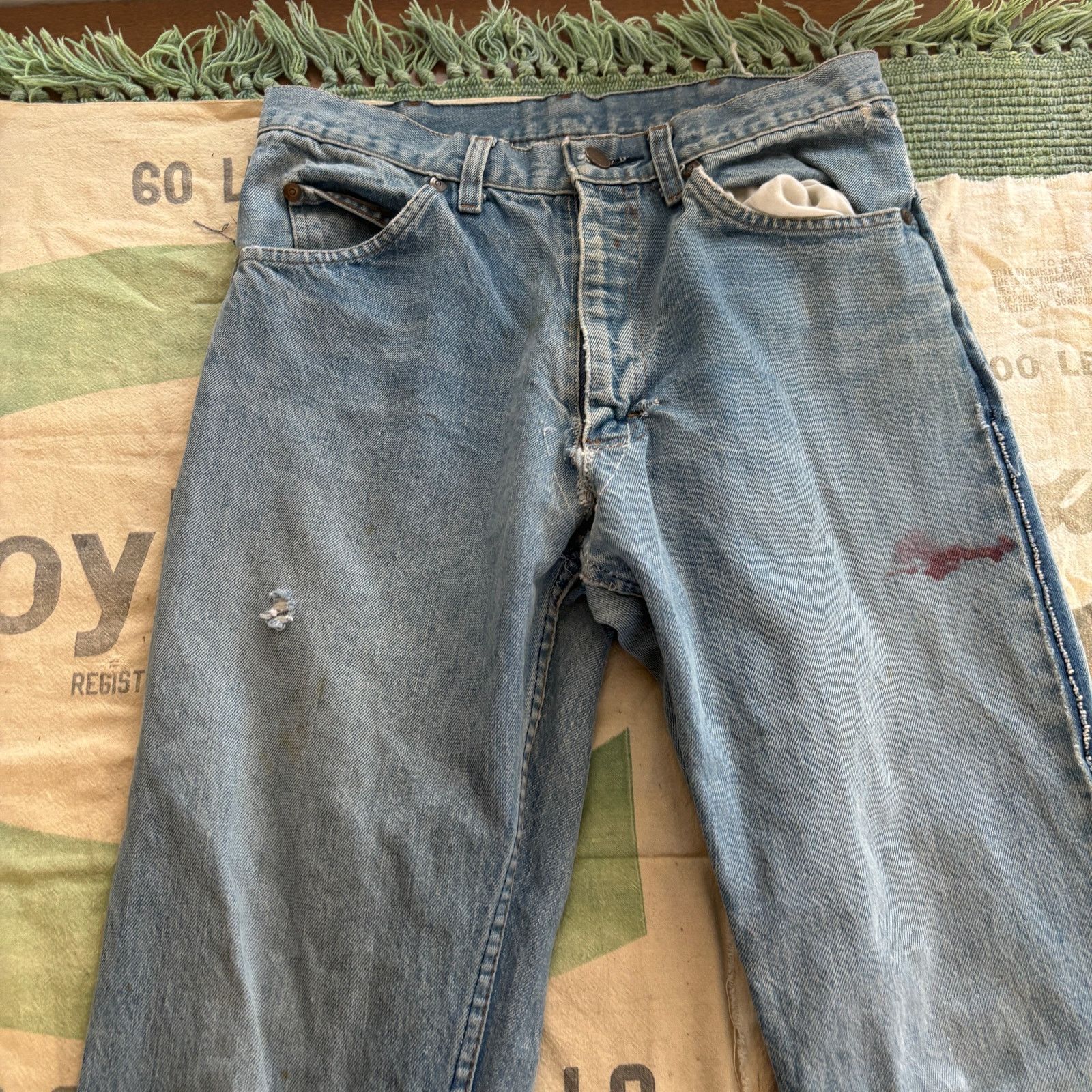 Vintage Vintage 1970s Faded Distressed Blue Jeans Repairs 28x30 Size 28" / US 6 / IT 42 - 9 Thumbnail