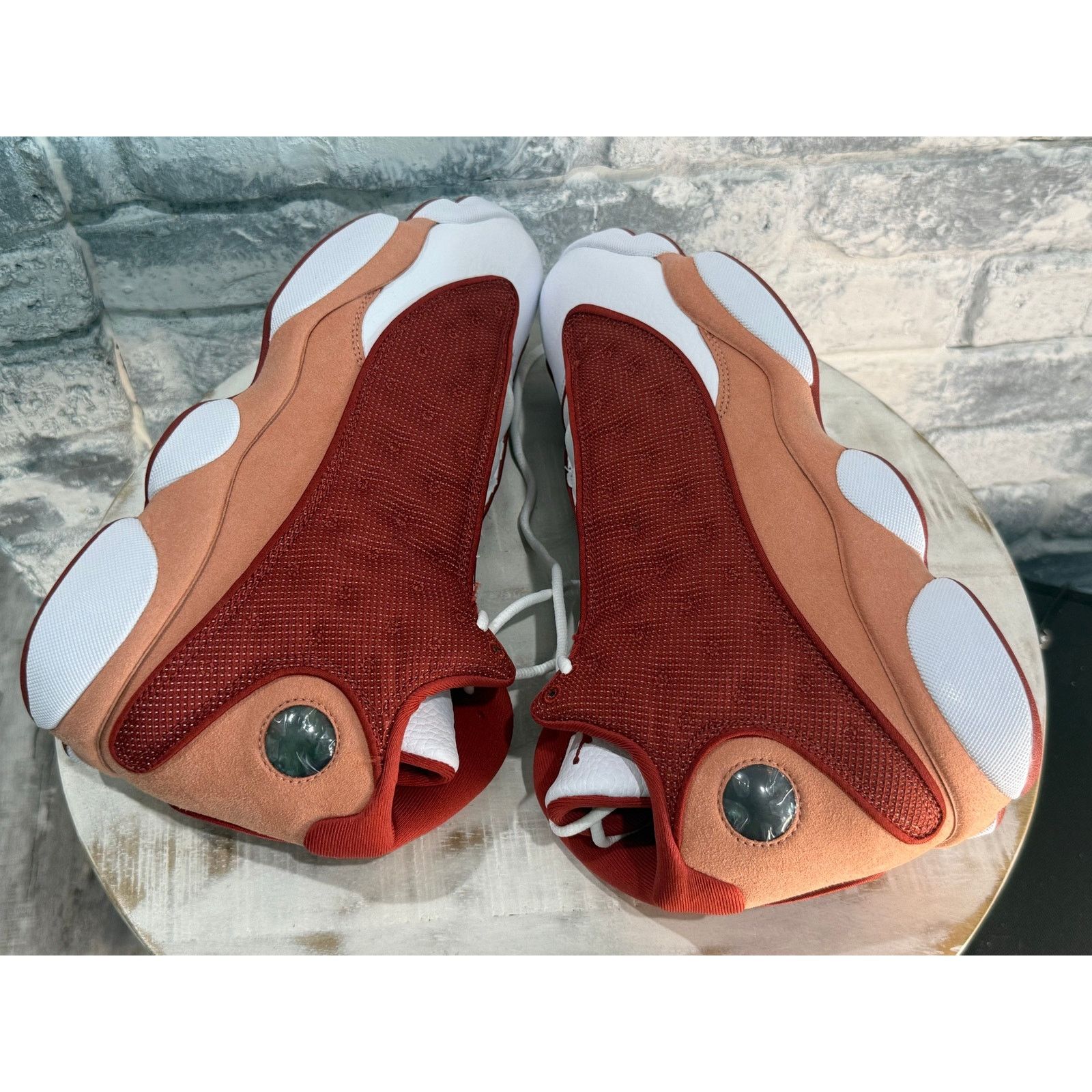 Jordan Brand Jordan 13 Retro Dune Red Size 11 DJ5982-601 Size US 11 / EU 44 - 5 Thumbnail