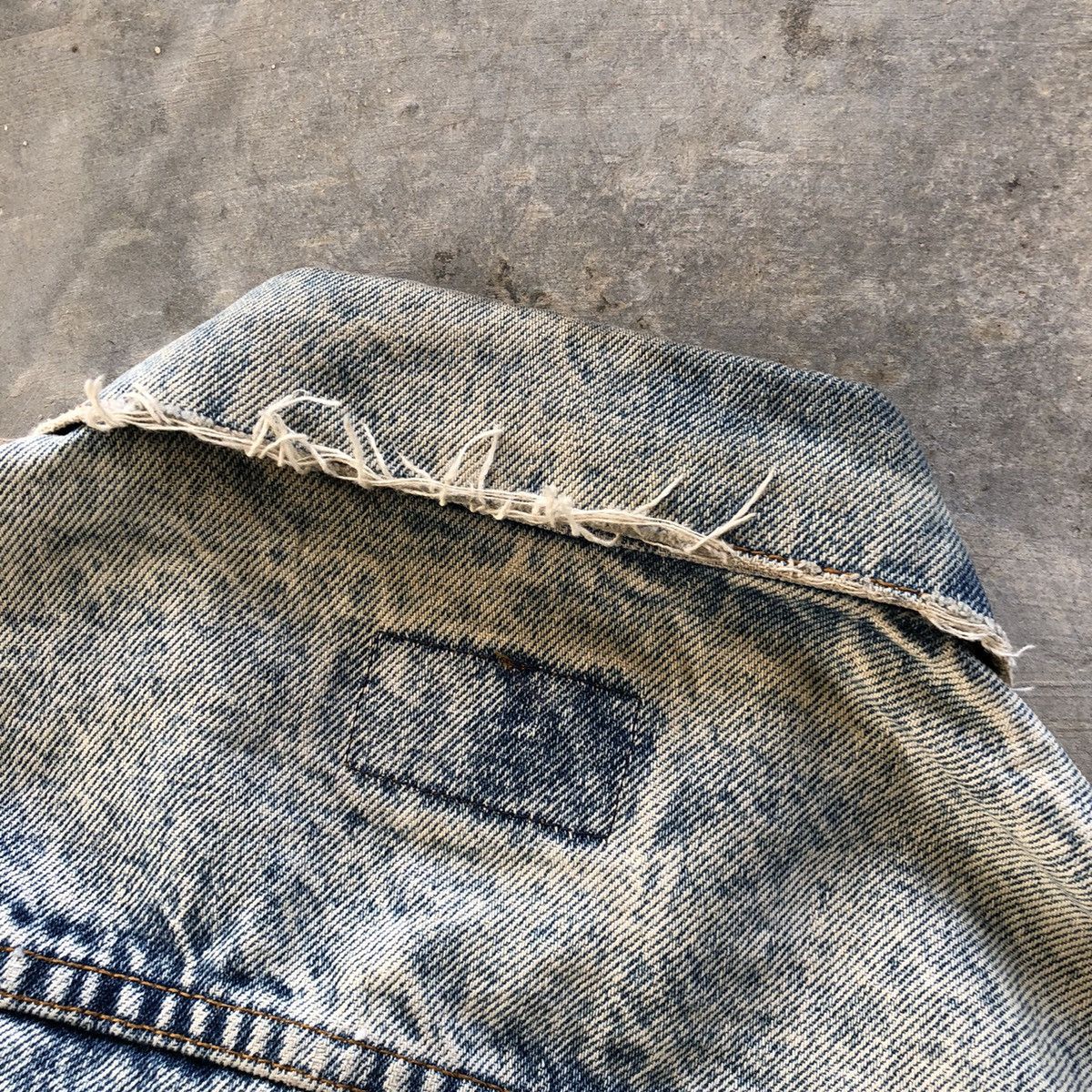 LEVI'S 70507 0219 Acid Wash Denim Tucker Jacket