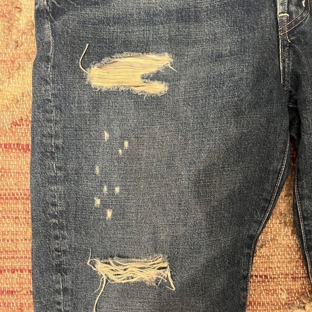 Edwin Edwin 1947 Tash Crop Distressed Jeans size 31 Size US 31 - 2 Thumbnail