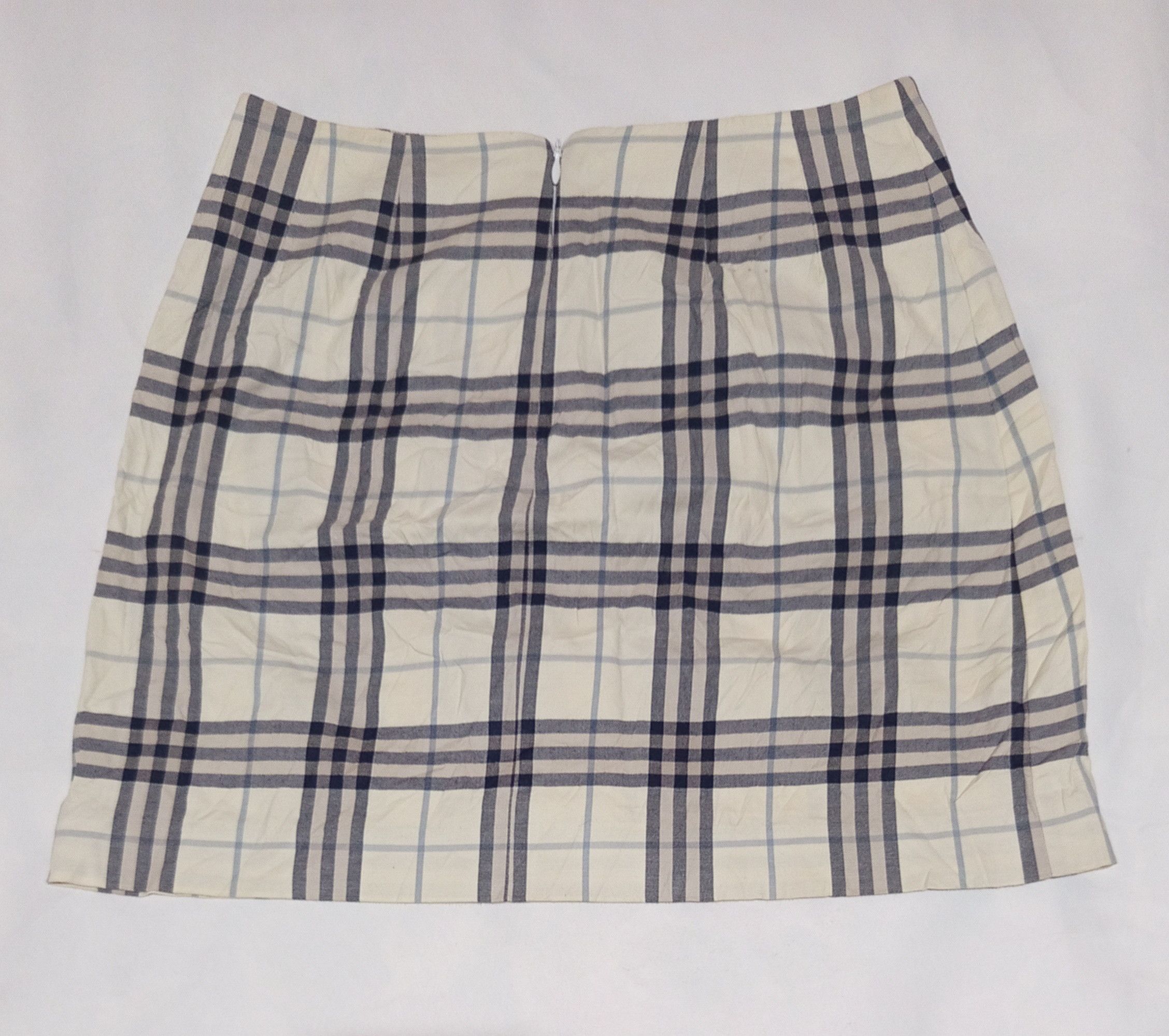 Burberry Burberry London Nova Check A-line mini skirt Size 27" / US 4 / IT 40 - 2 Thumbnail