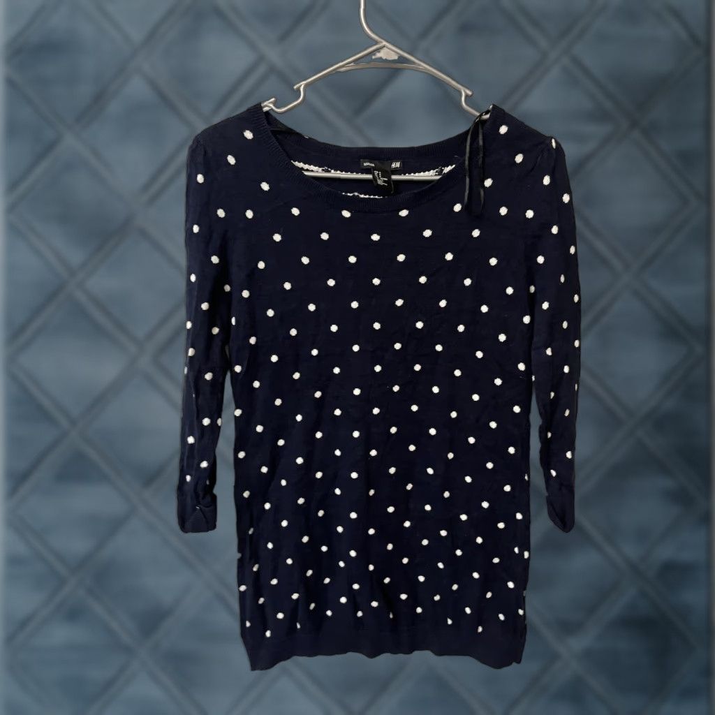H&M H&M MAMA Polka-Dot Long Sleeve Crew Neck Navy Pullover Maternity Top Size S Blue Cotton Blend Women's Blouse Casual Stretch Waist 90s? Size S / US 4 / IT 40 - 1 Thumbnail