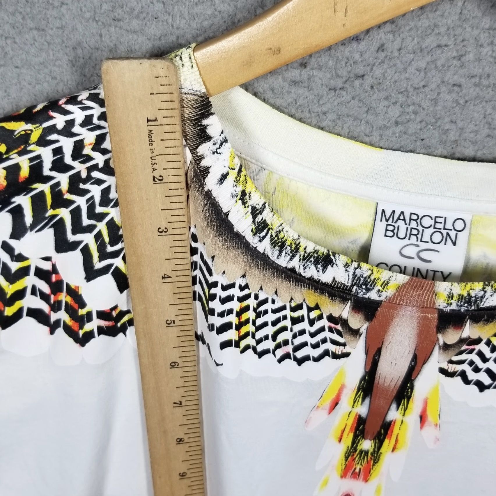 Vintage VINTAGE Marcelo Burlon Grizzly Wings T-Shirt Adult Medium White Animal Print Bird Mens Size US M / EU 48-50 / 2 - 4 Thumbnail